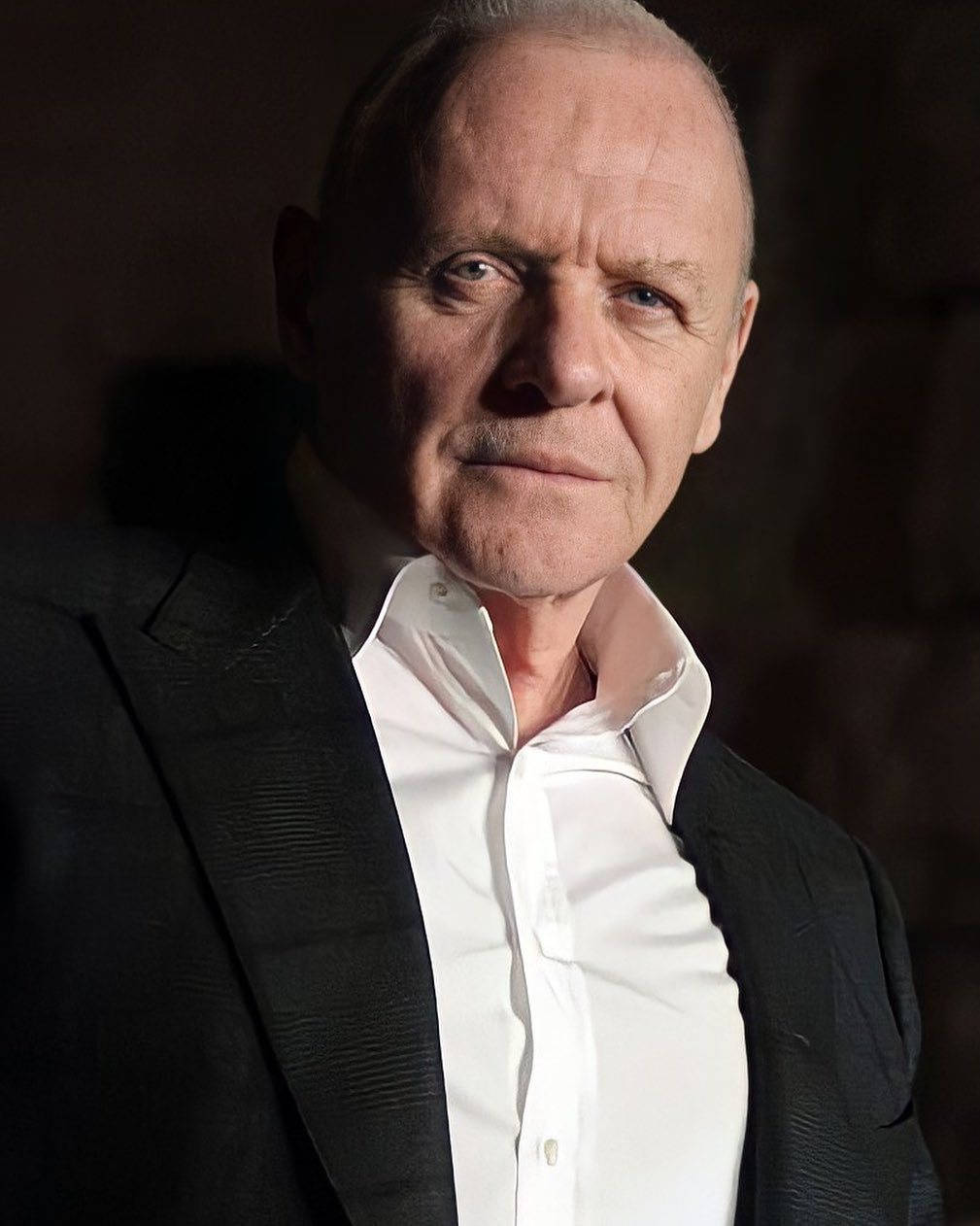 Anthony Hopkins In Suit Background