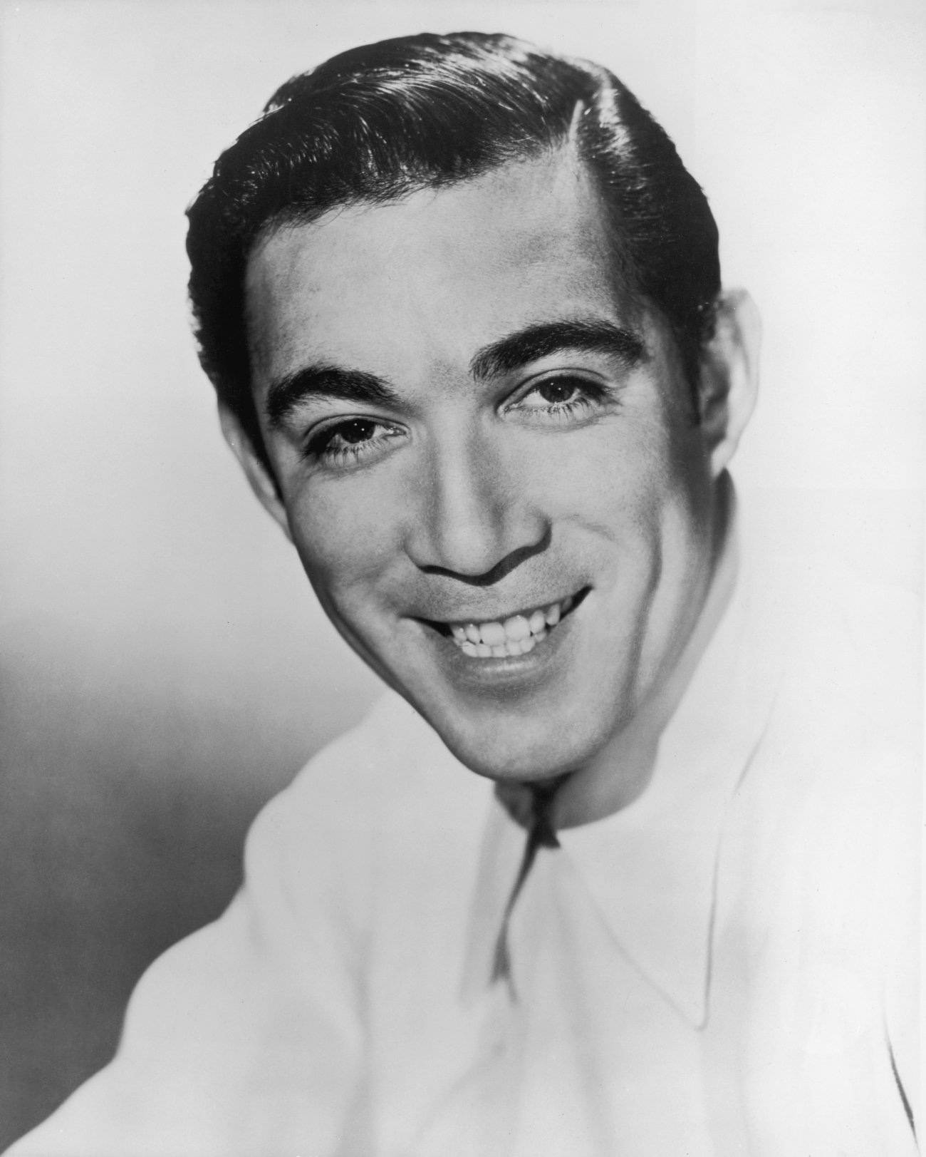 Anthony Quinn Younger Face Background