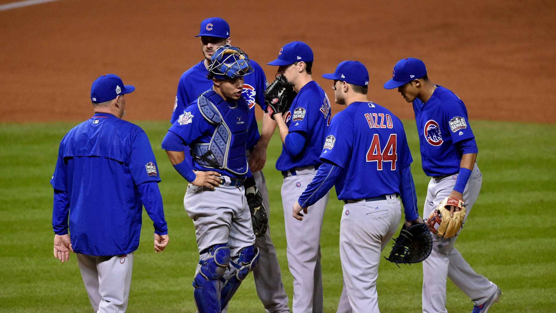 Anthony Rizzo Cubs Players Gathering Background