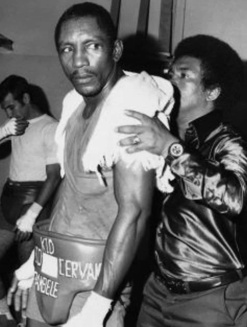 Antonio Cervantes Ready For Combat Background