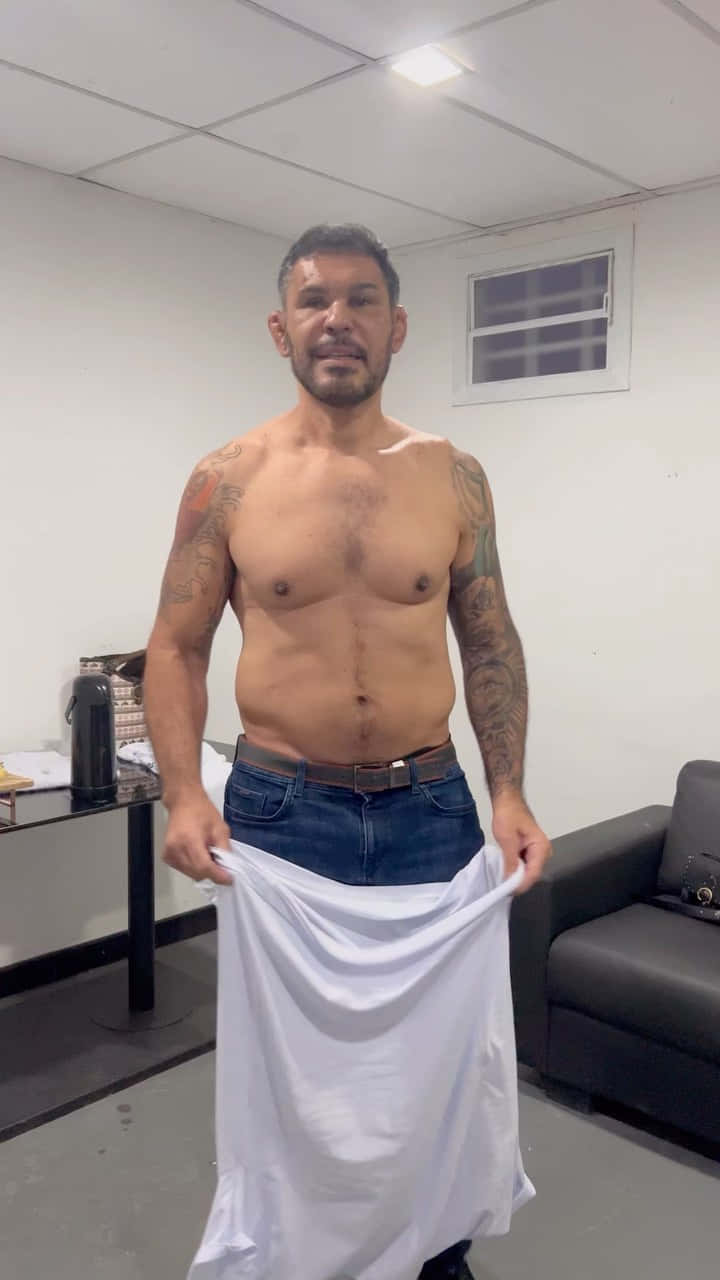 Antônio Rodrigo Nogueira Backstage Background