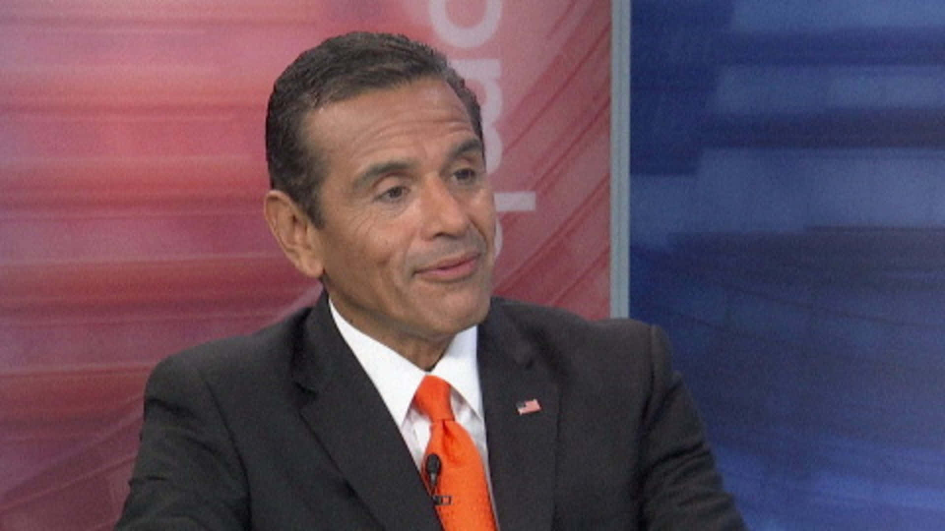 Antonio Villaraigosa Seen In Interview Background