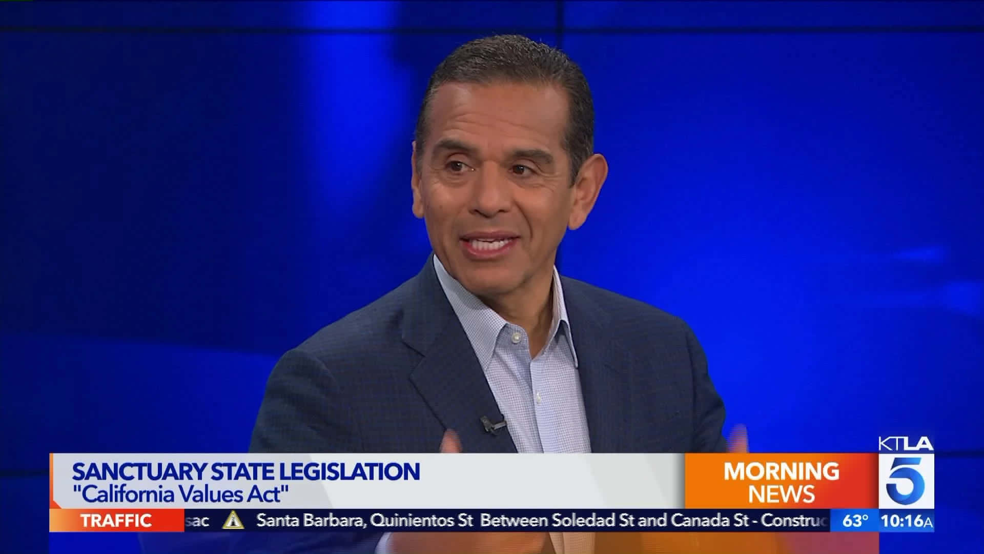 Antonio Villaraigosa Tv Interview Background
