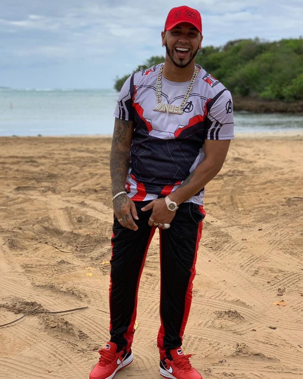 Anuel Aa At The Beach Background