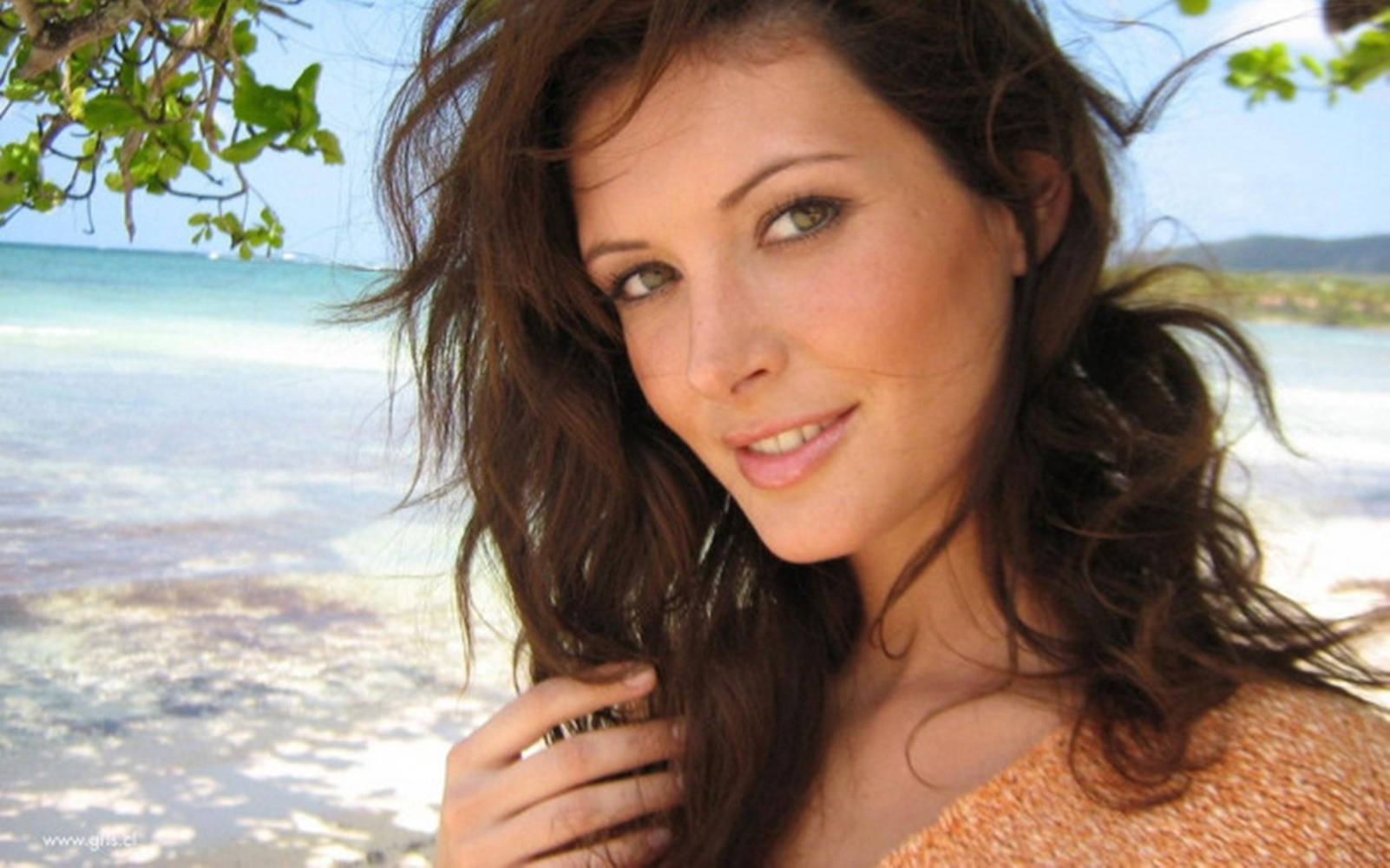 April Bowlby Selfie At The Beach Background