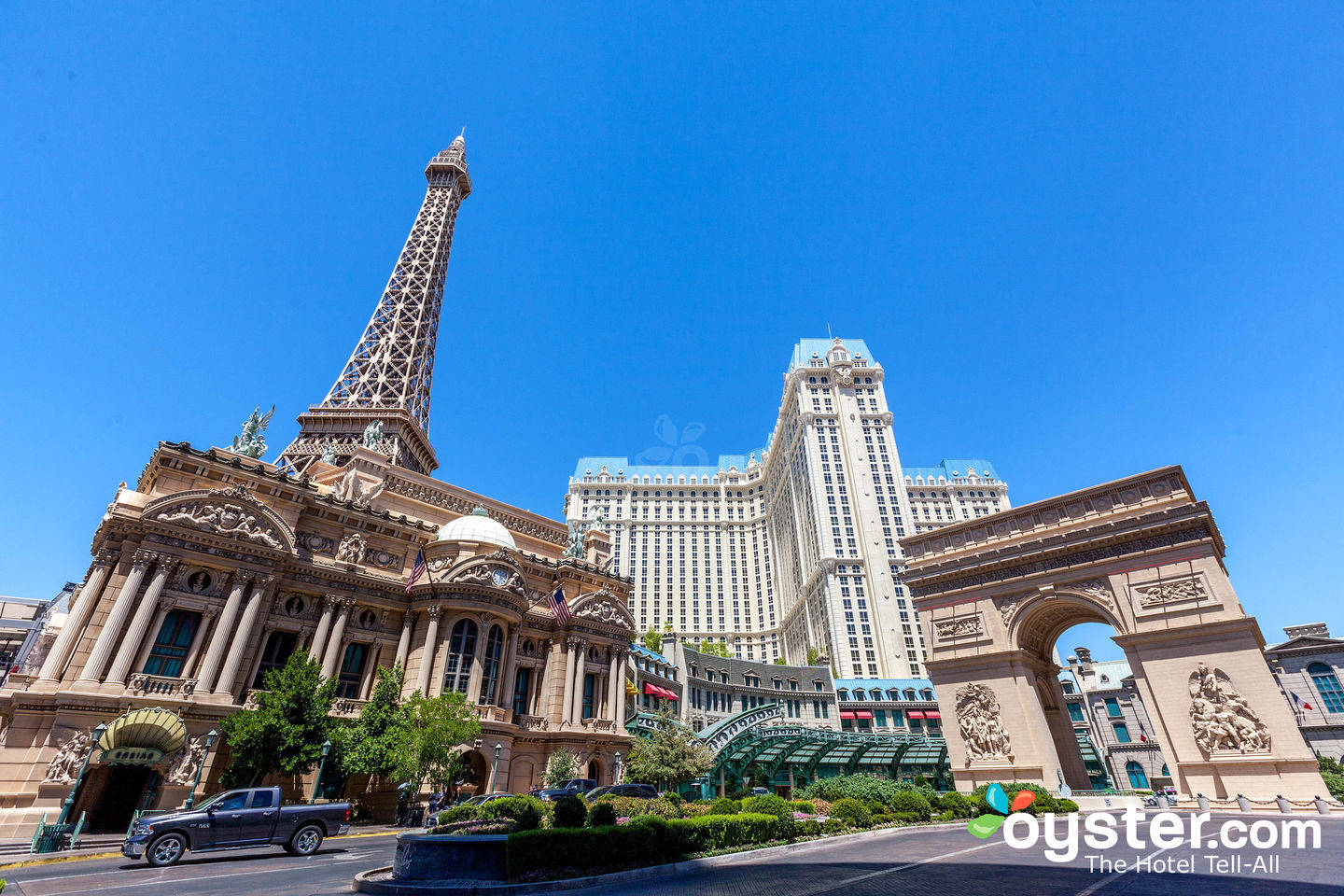 Arc De Triomphe And Eiffel Tower Paris Las Vegas