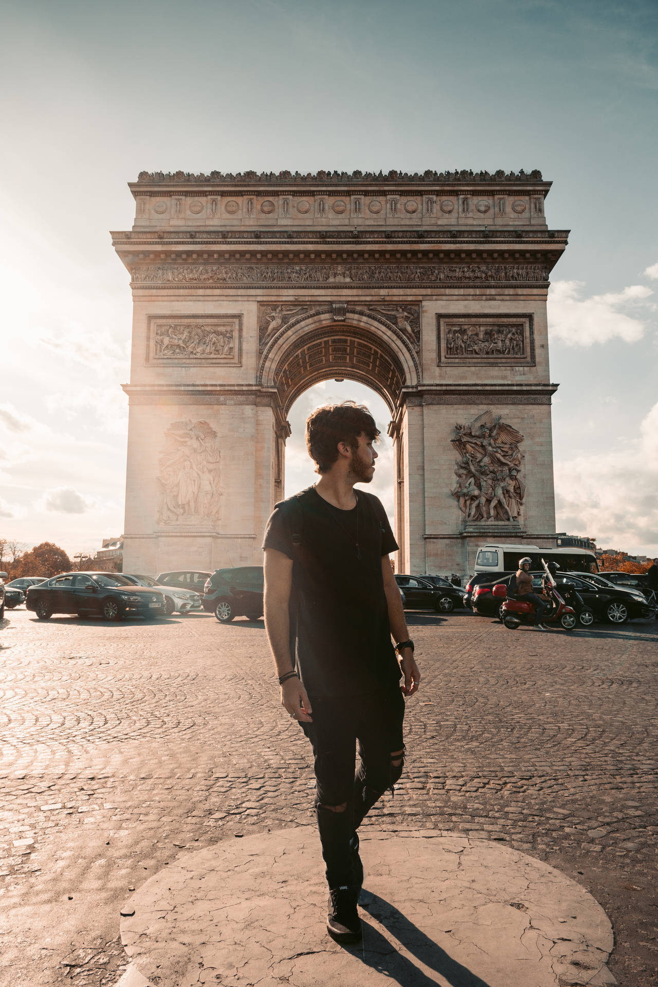 Arc De Triomphe Man In Black Background