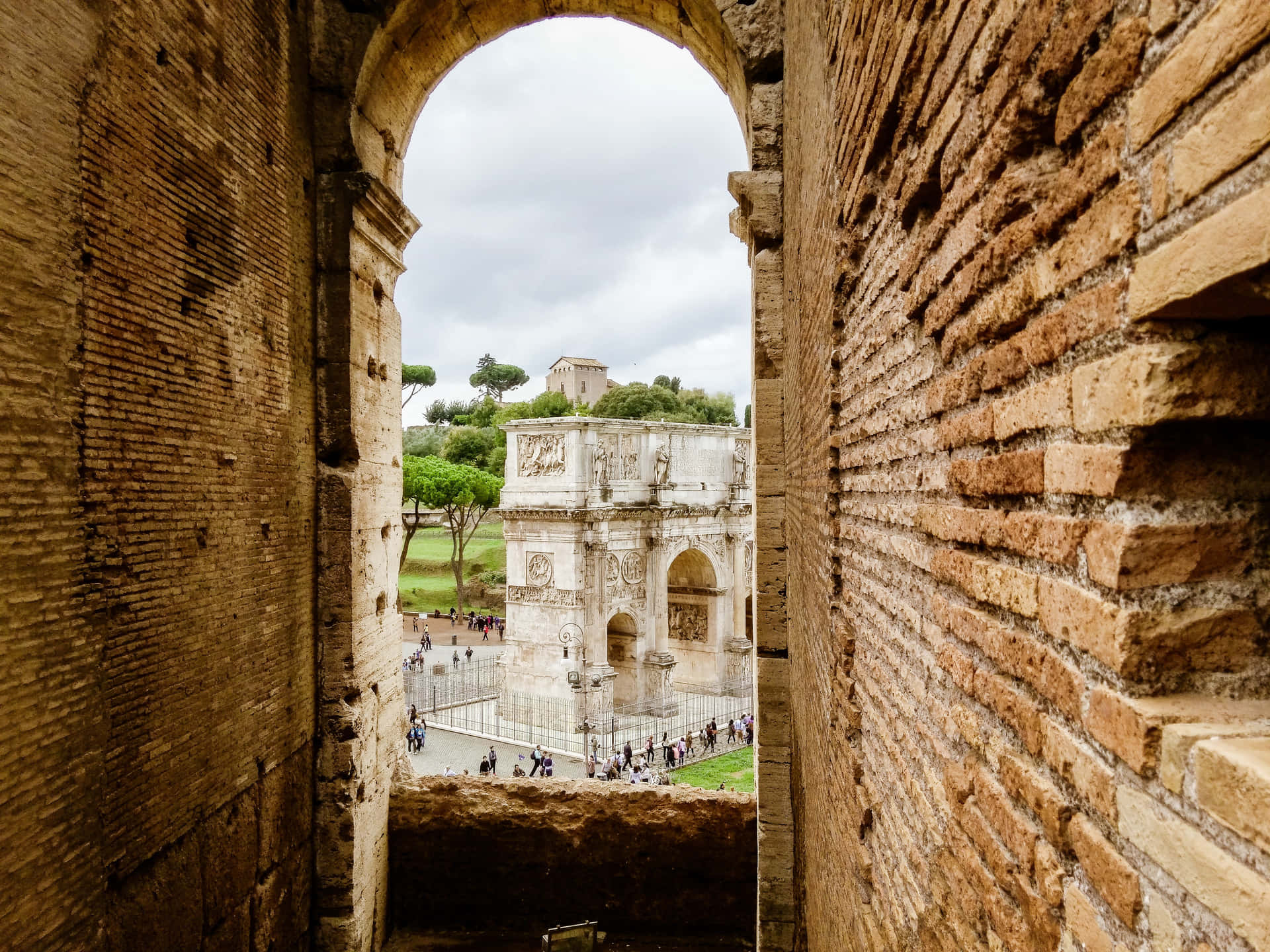 Arched Window With Arch Of Constantine View Background