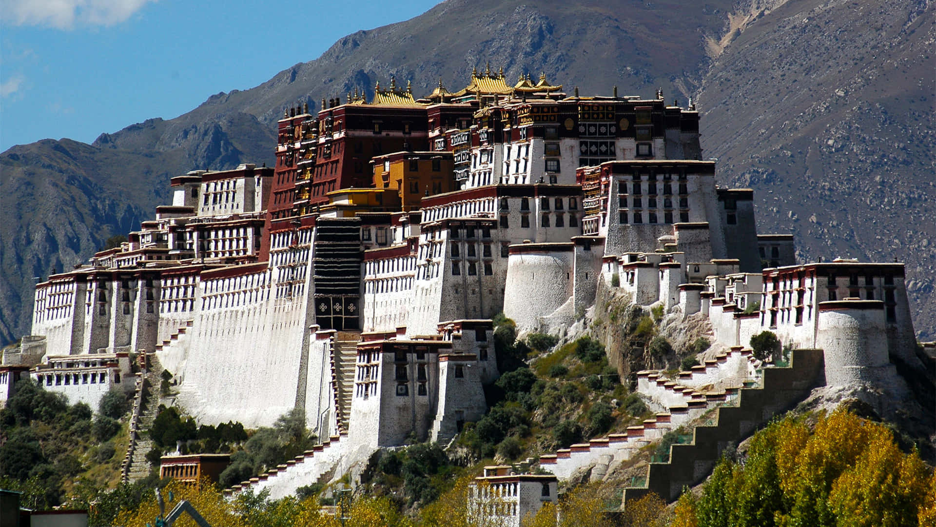 Architectural Buildings In Potala Palace, Lhasa Background