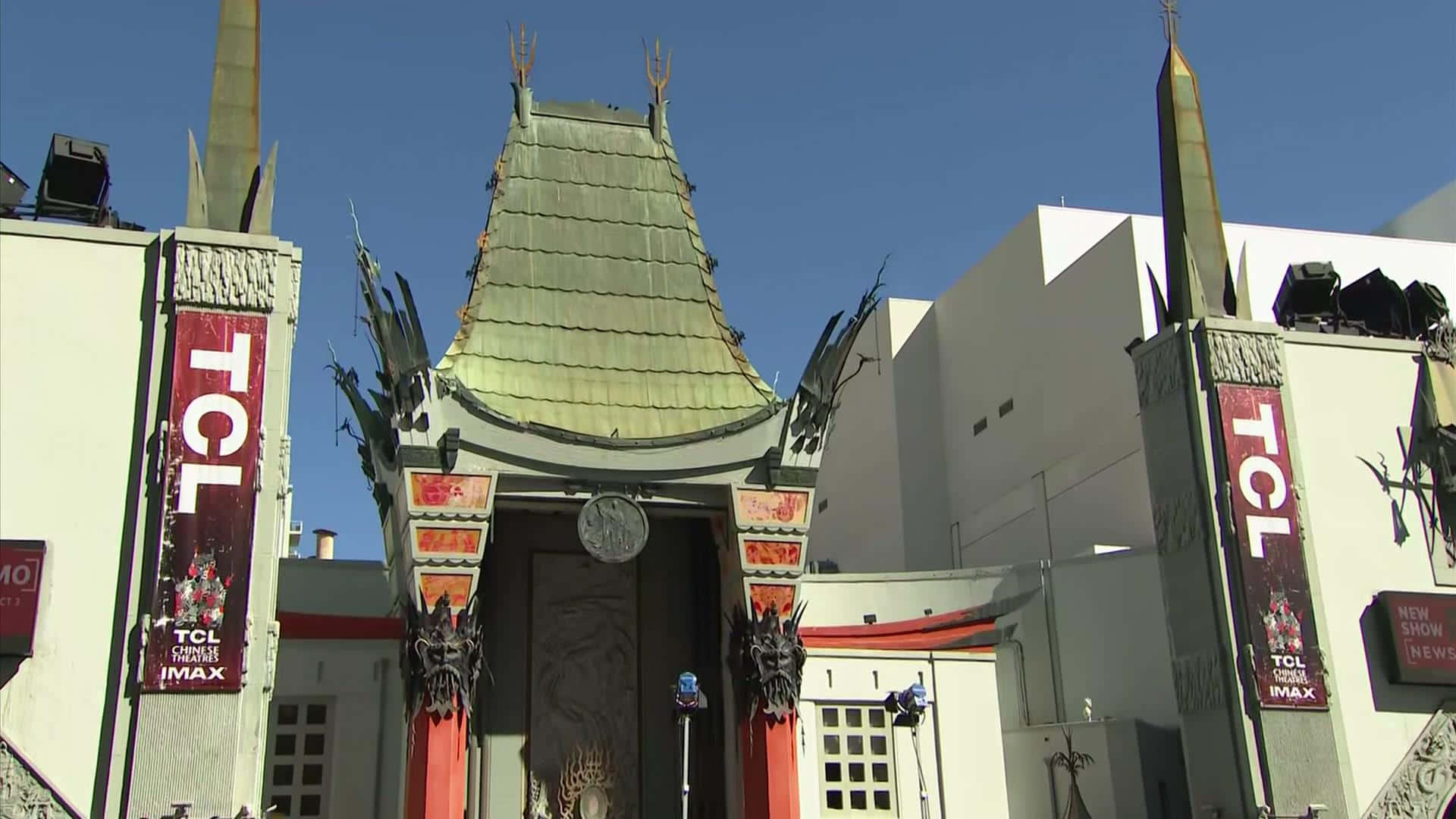 Architecture Of Graumans Chinese Theatre Background