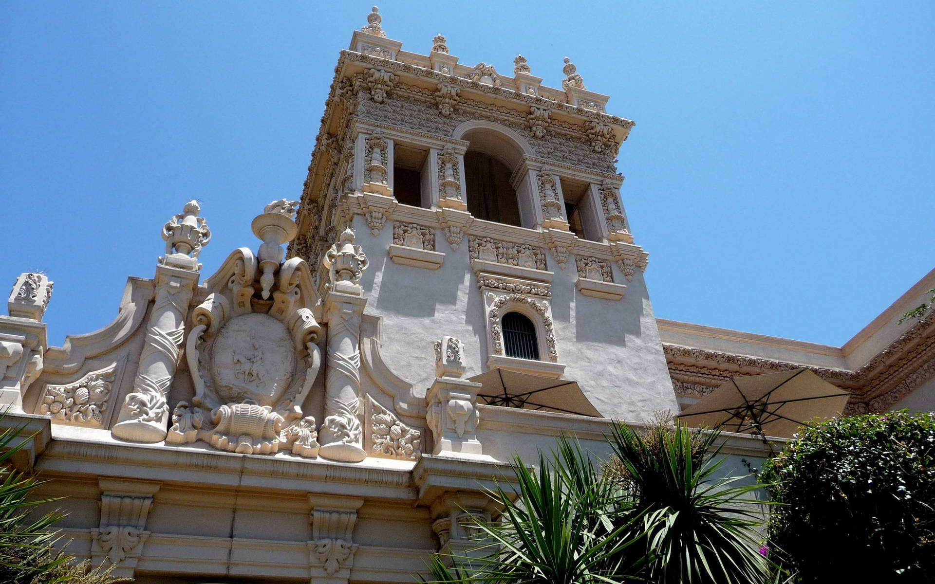 Architectures Inside Balboa Park Background