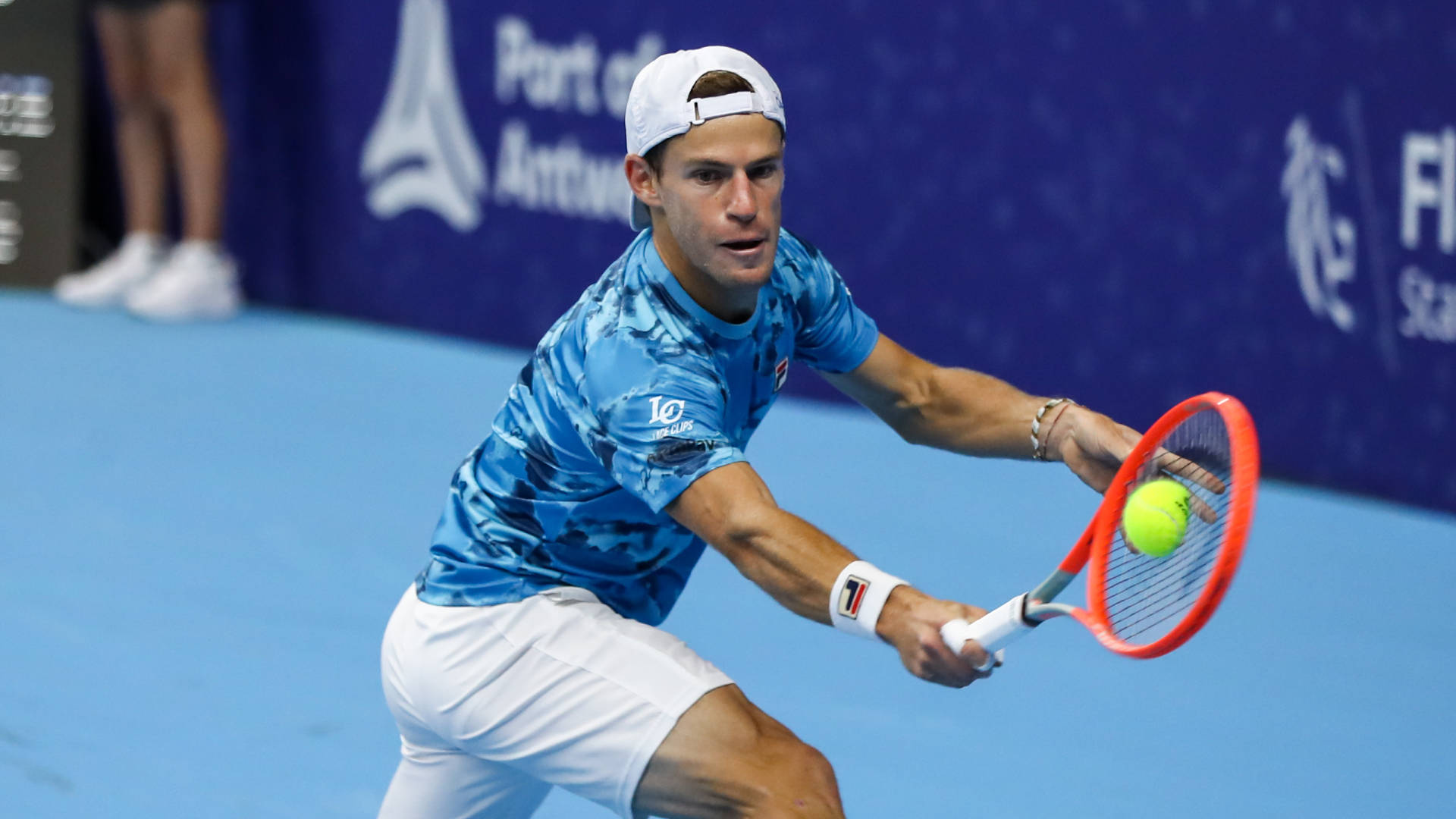 Argentine Tennis Star Diego Schwartzman In Action Background