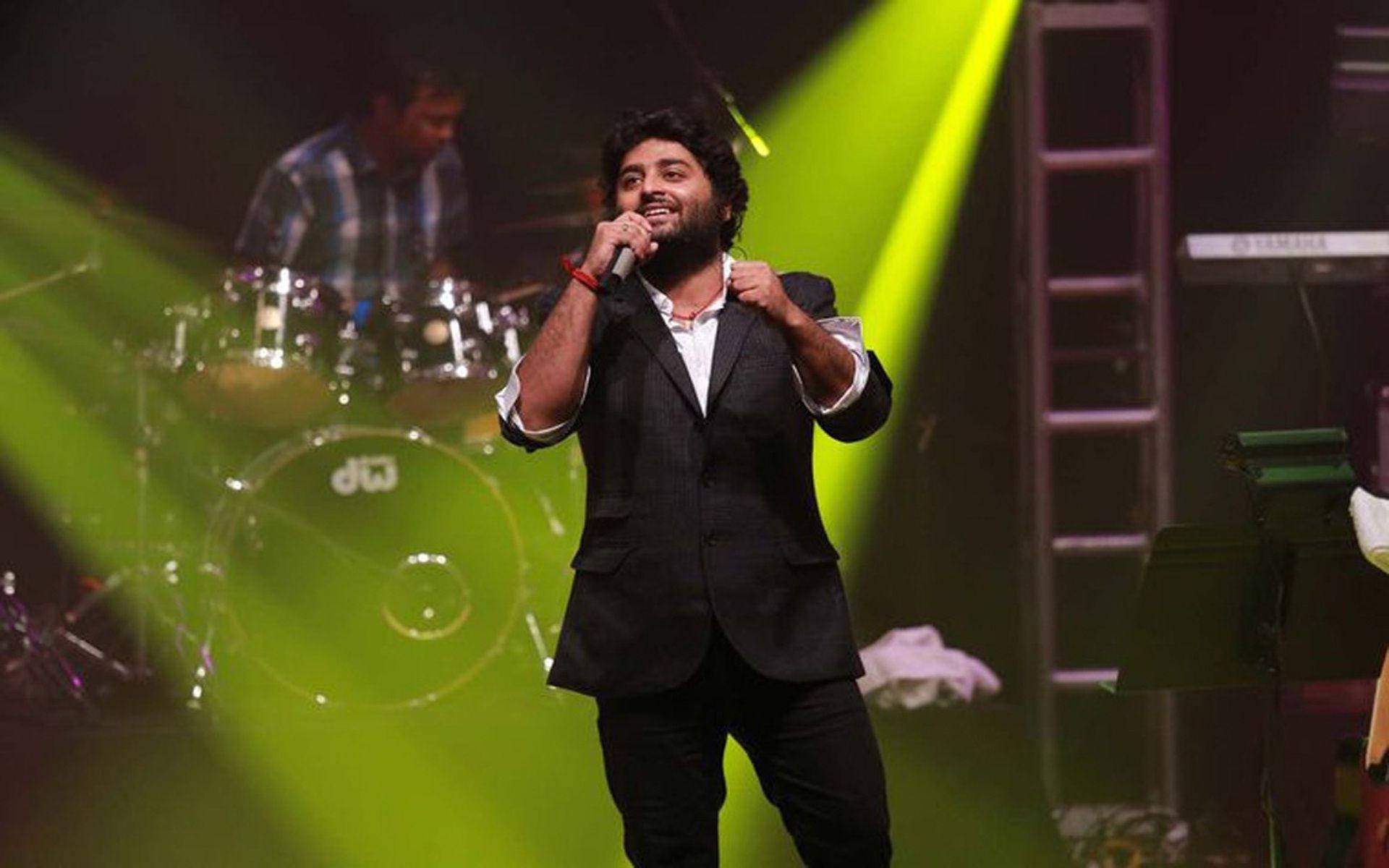 Arijit Singh - Melodious Voice Of India Background