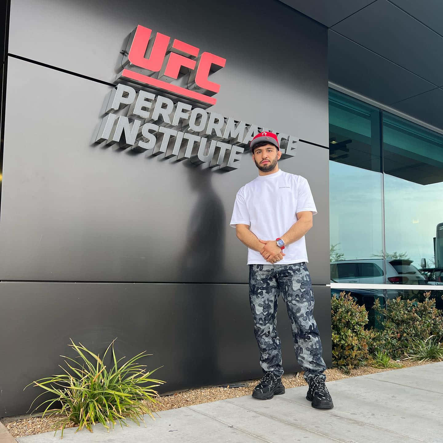 Arman Tsarukyan At Ufc Performance Institute Background