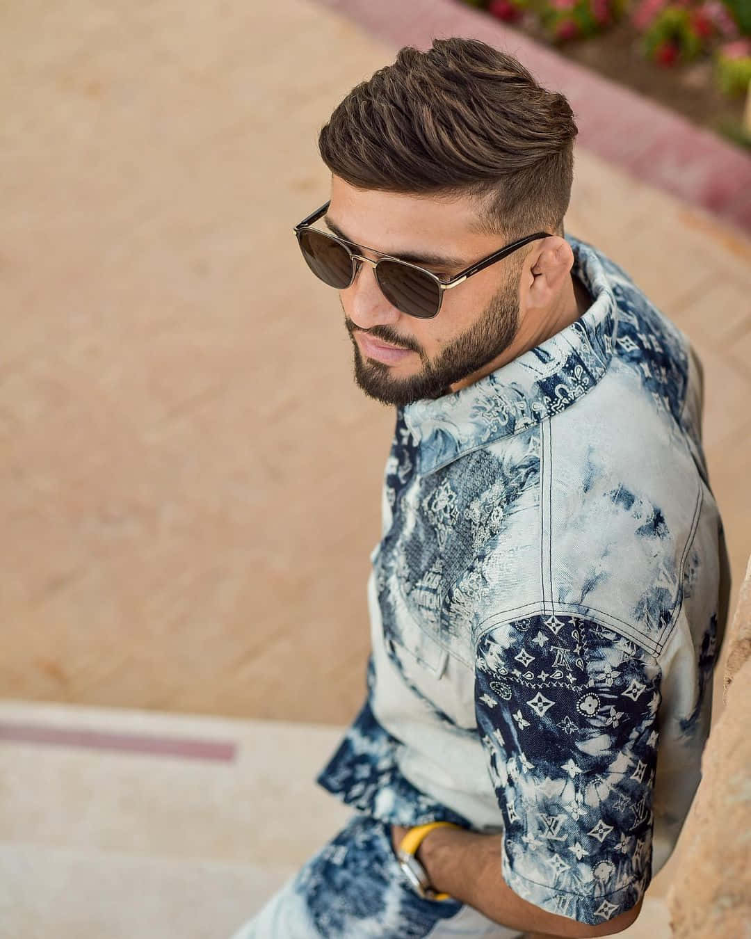 Arman Tsarukyan, Confidently Cool In A Polo & Sunglasses Background