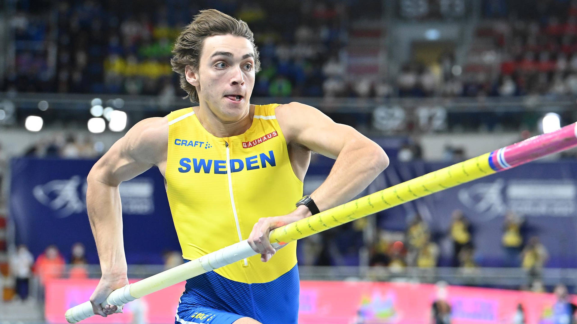 Armand Duplantis In Action In A Pole Vault Game