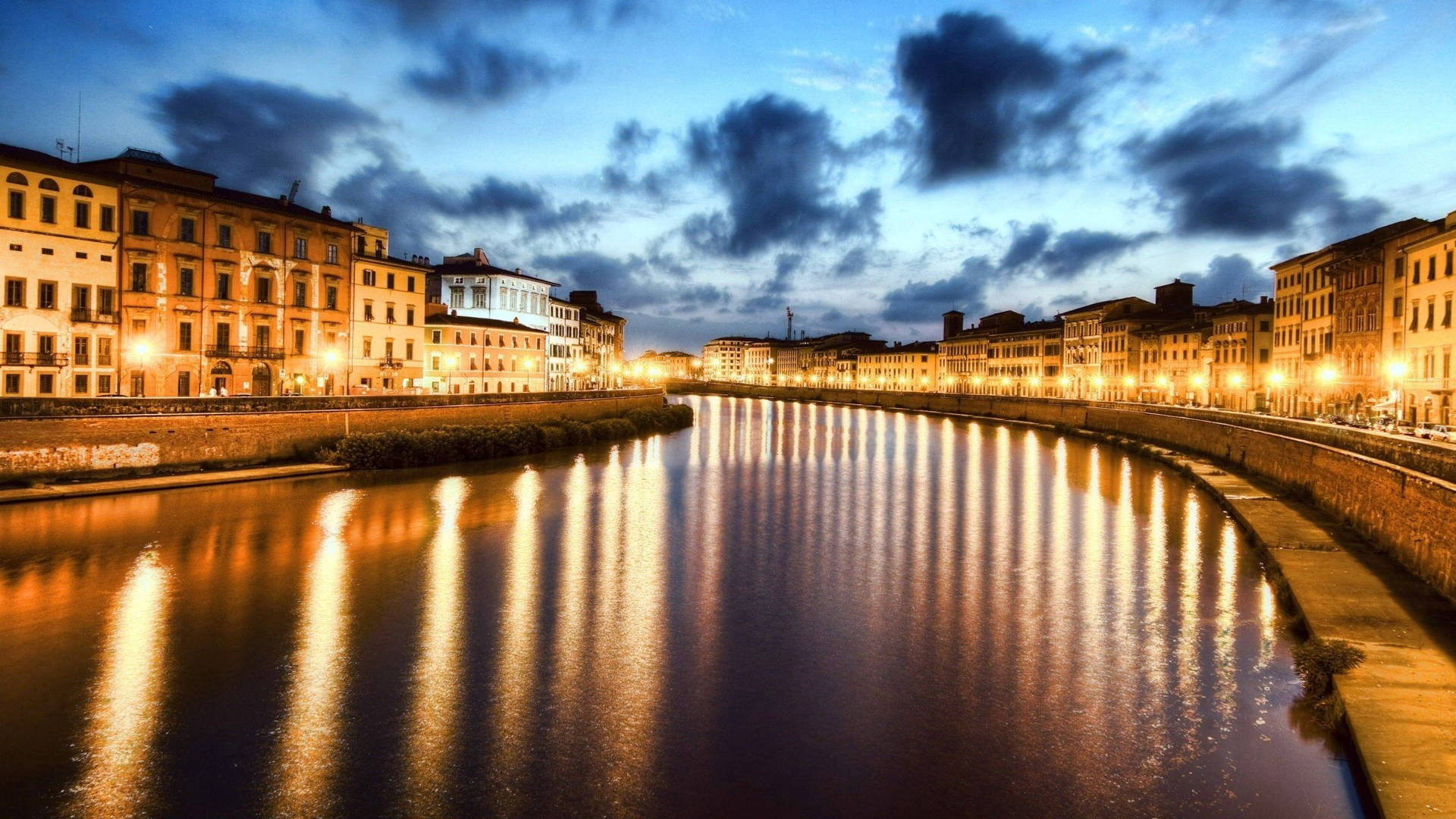 Arno River In Pisa Italy Background