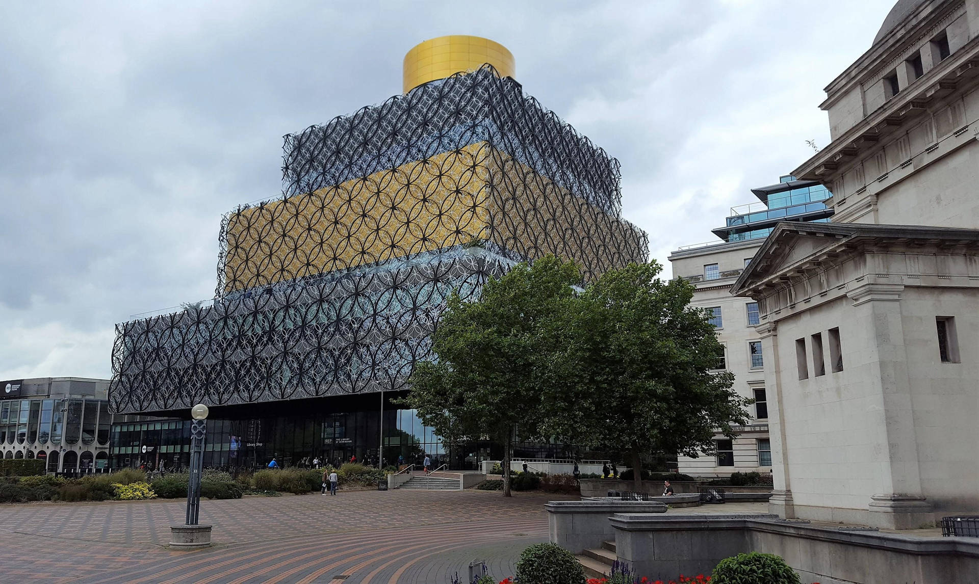 Artistic Library Of Birmingham Background