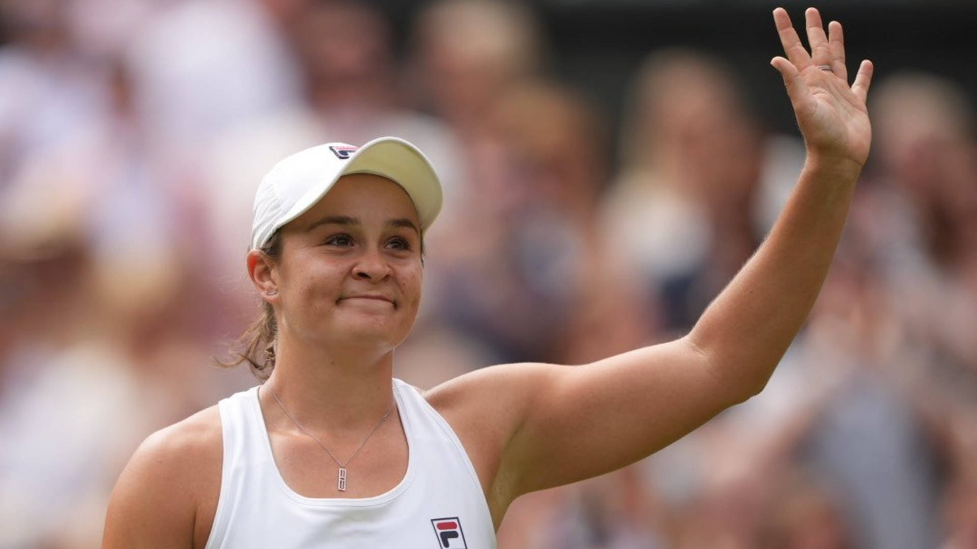 Ashleigh Barty Waving To The Audience Background