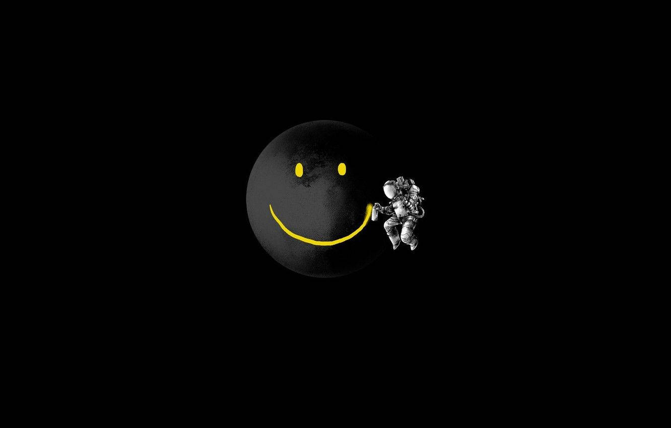 Astronaut Aesthetic Smiley Moon Background