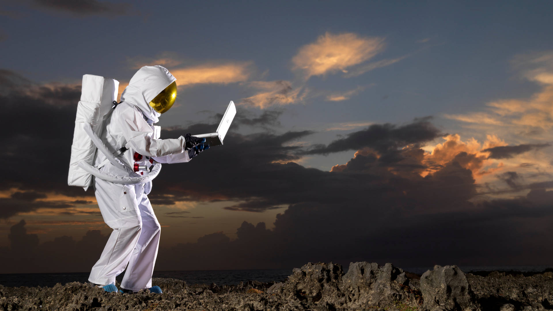 Astronaut Holding Laptop Photography Background