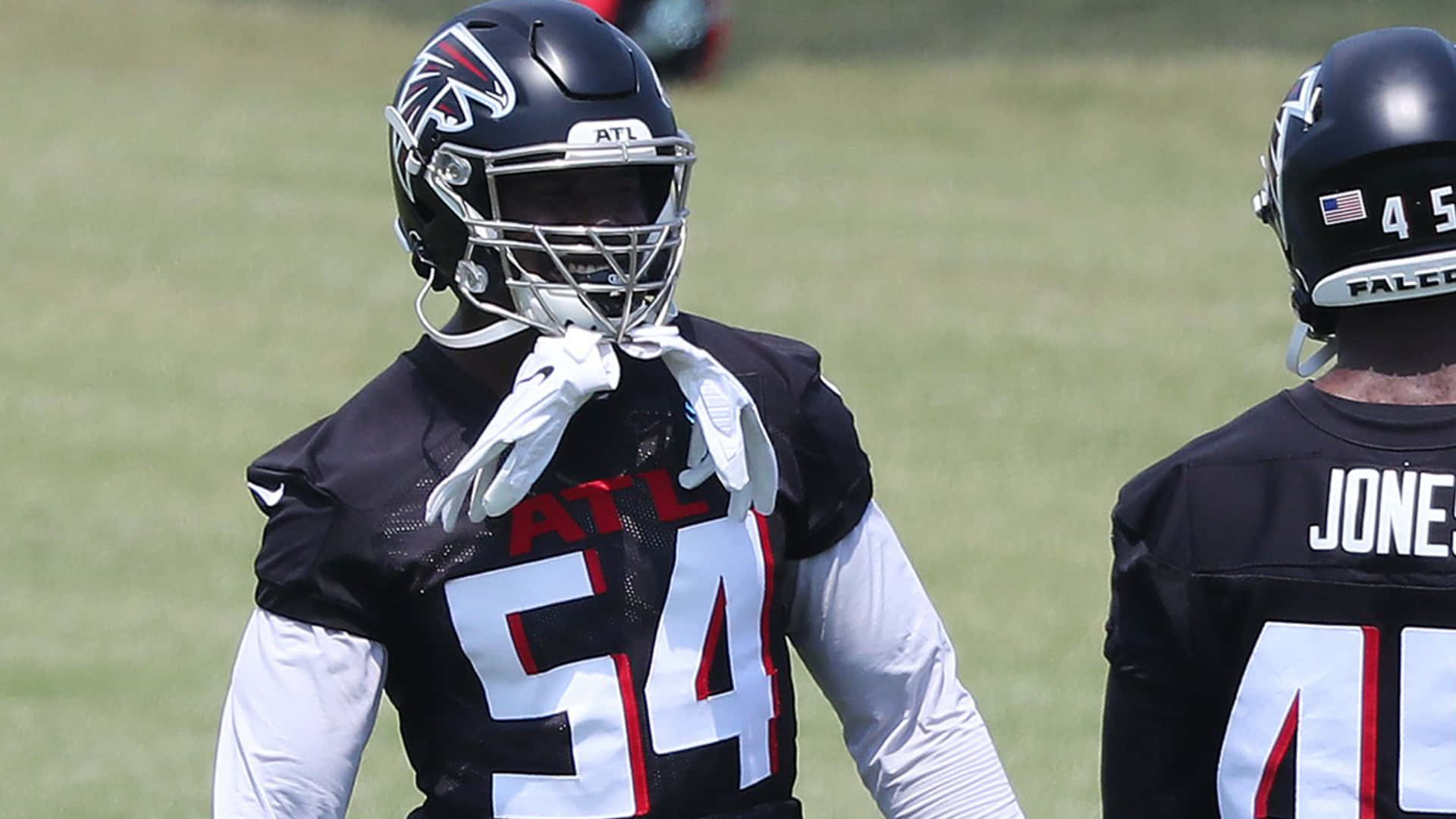 Atlanta Falcons Foyesade Oluokun And Julio Jones Background