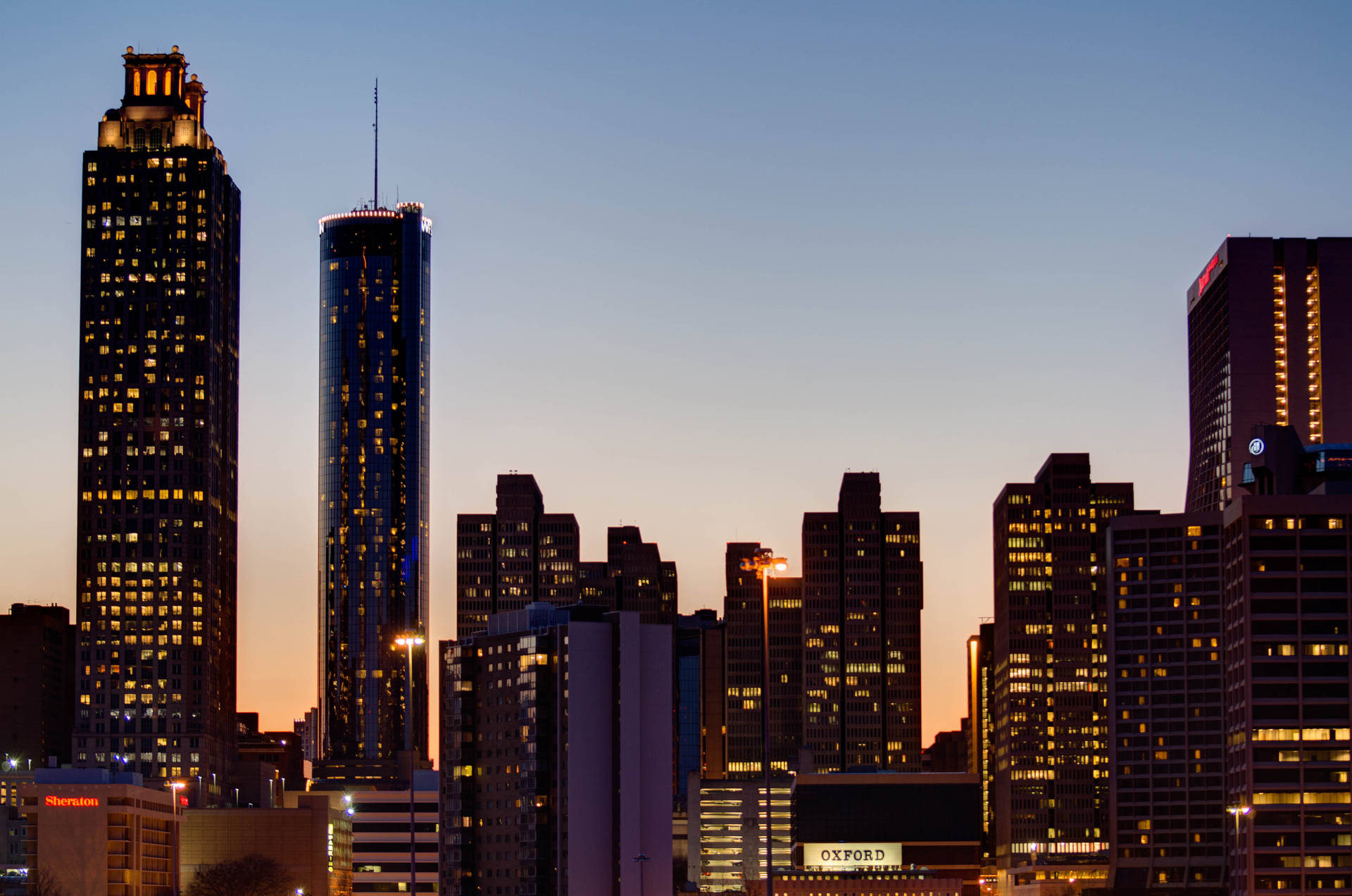 Atlanta Skyline With Dazzling Buildings Background