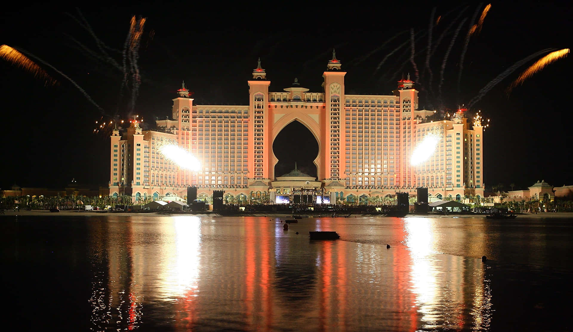 Atlantis Resort At Night