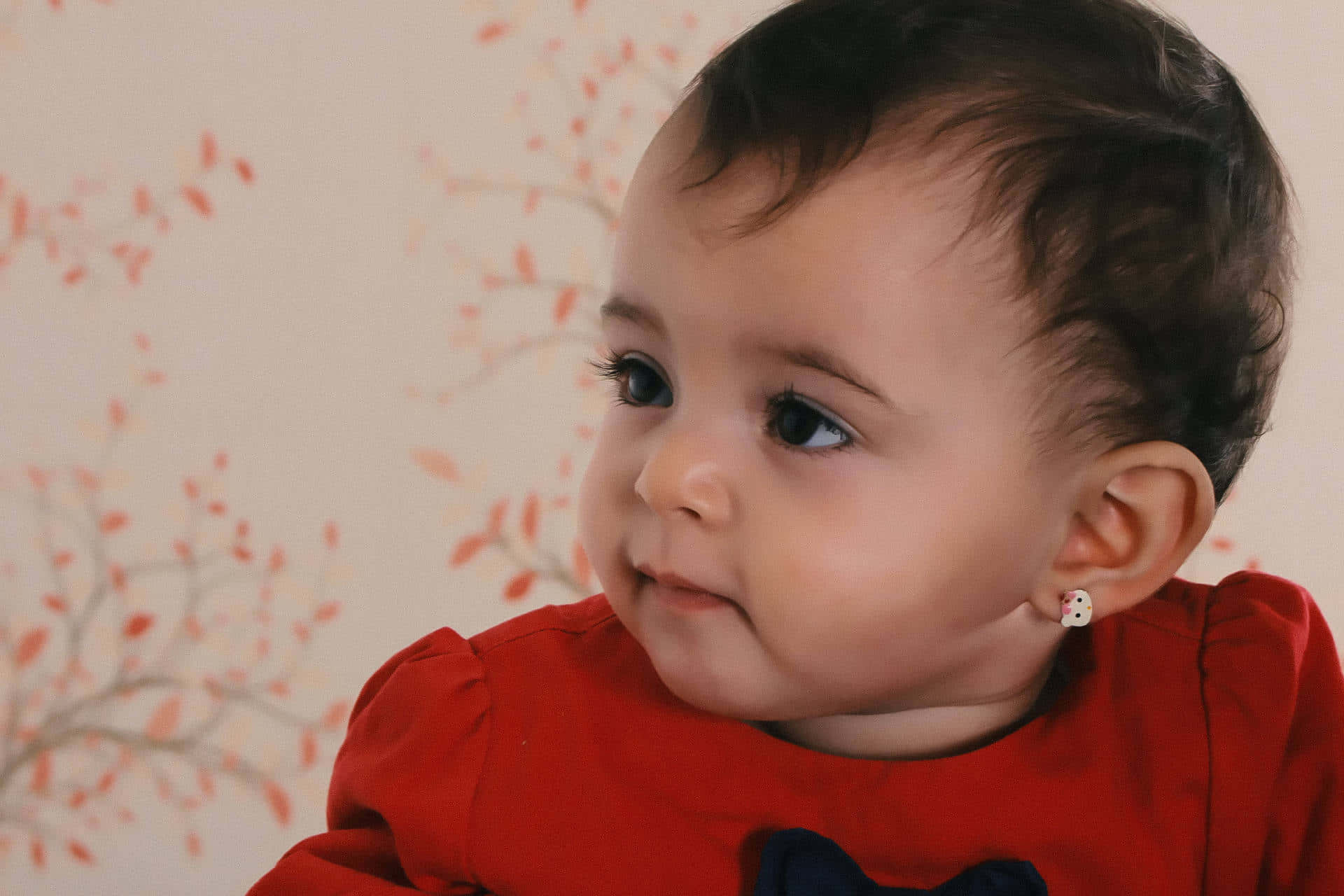 Attentive Baby Background