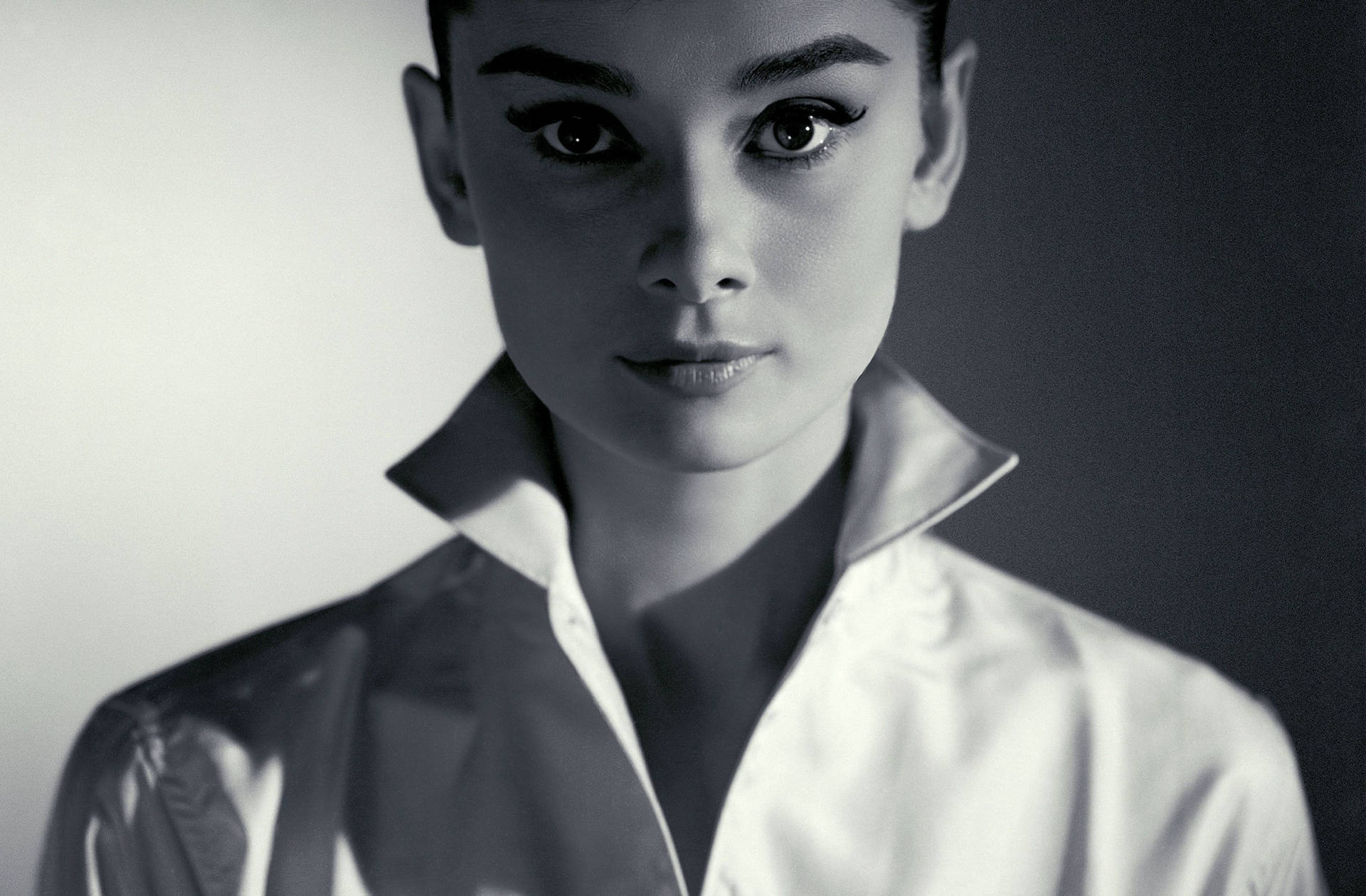 Audrey Hepburn In White Shirt Background