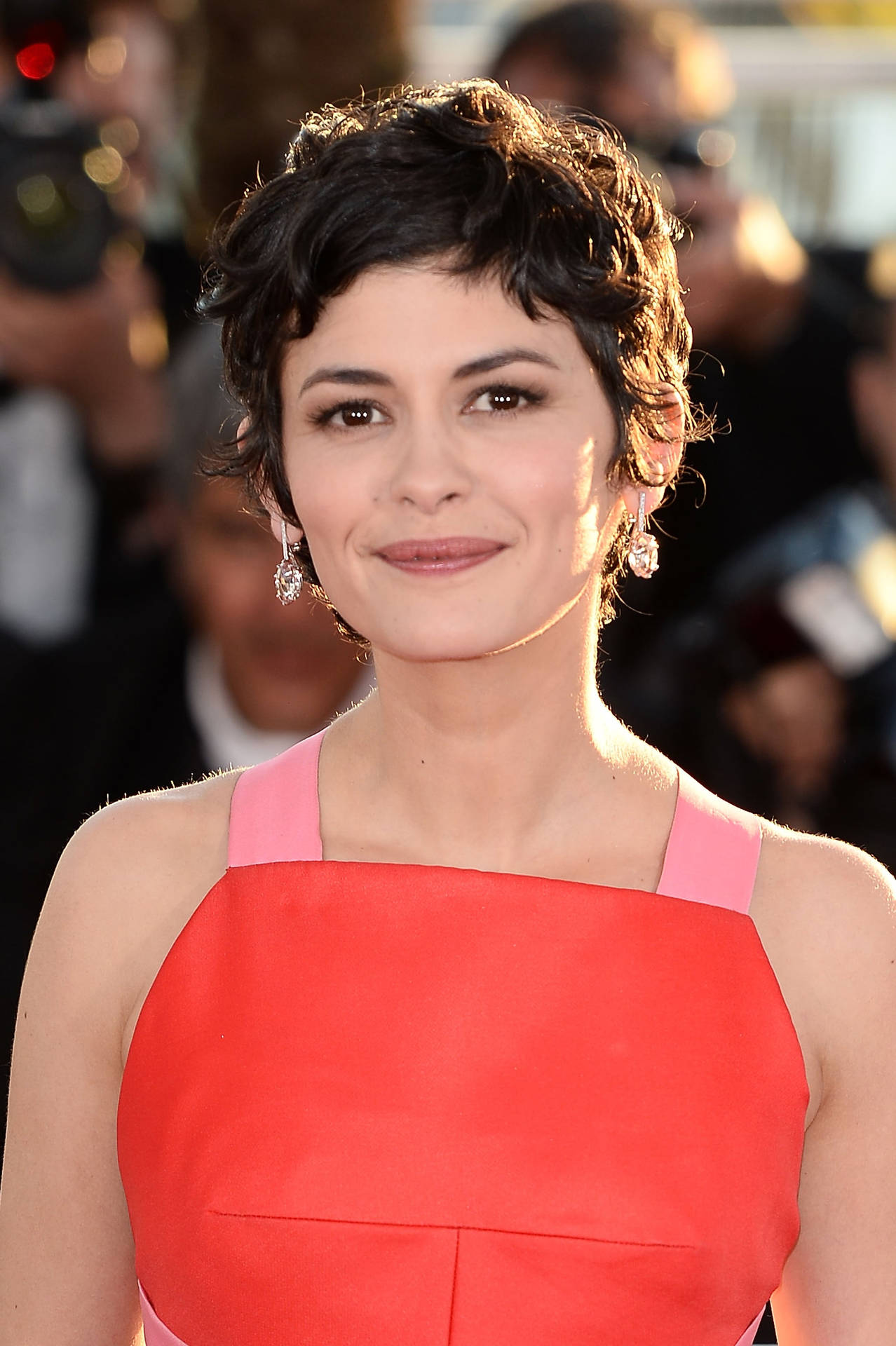 Audrey Tatou Red Dress Short Hair Background