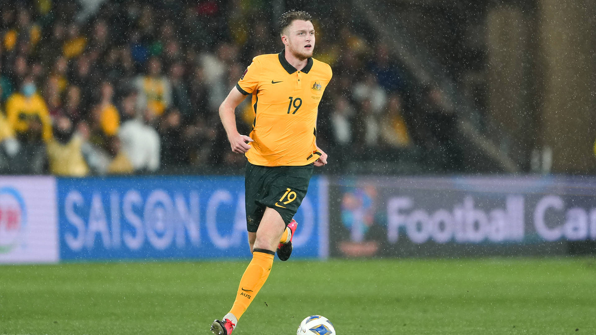 Australia National Football Team Harry Souttar Wide Shot Background