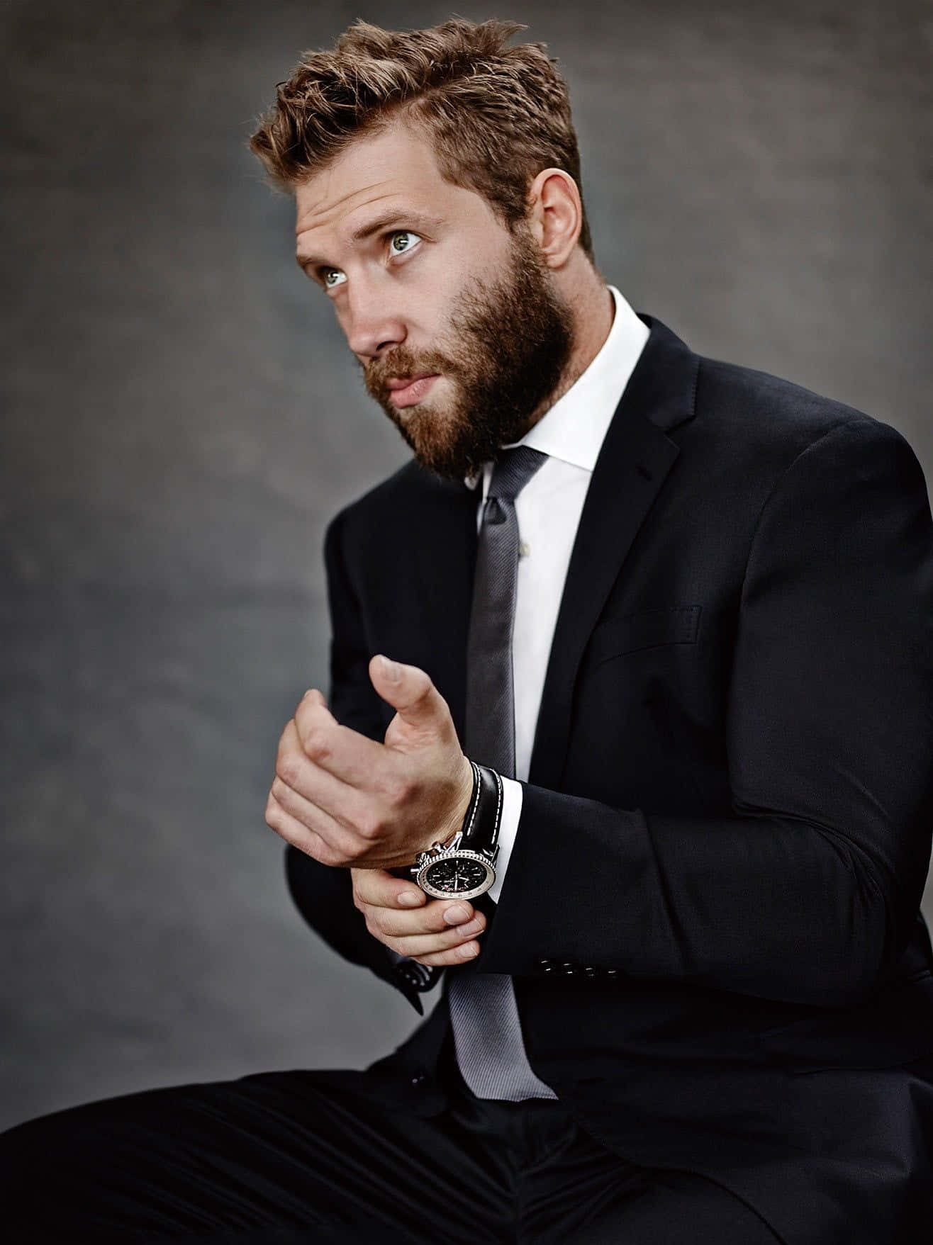 Australian Actor Jai Courtney In Stylish Men Suit Background