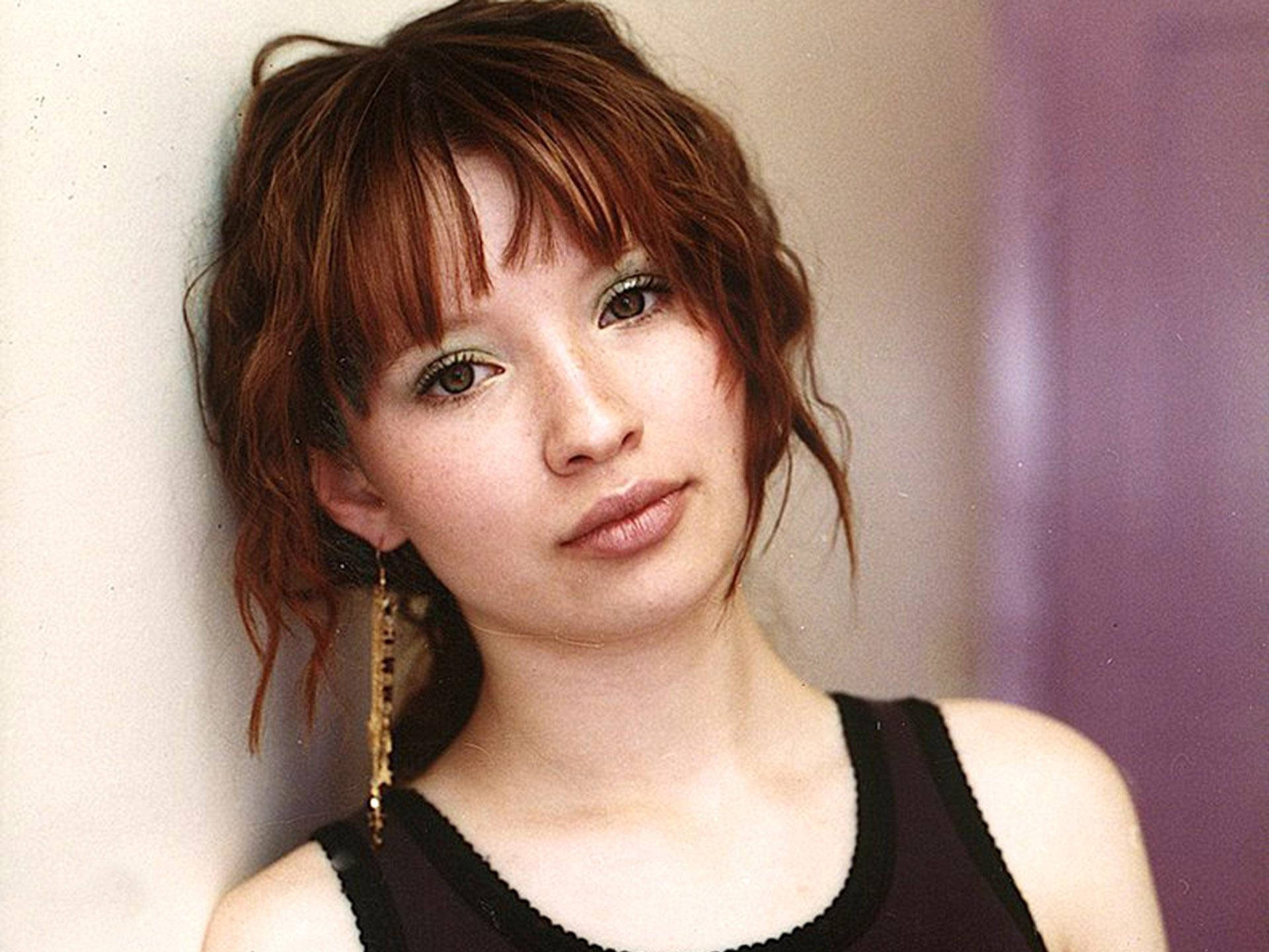 Australian Actress And Singer Emily Browning