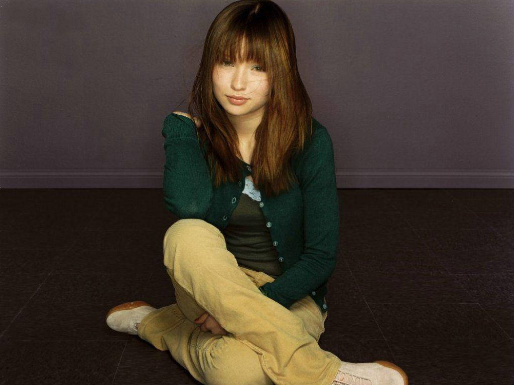 Australian Actress Emily Browning 2004 Photoshoot