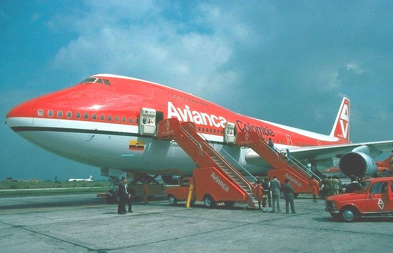 Avianca Airline Boeing 747-124 Airstairs Background