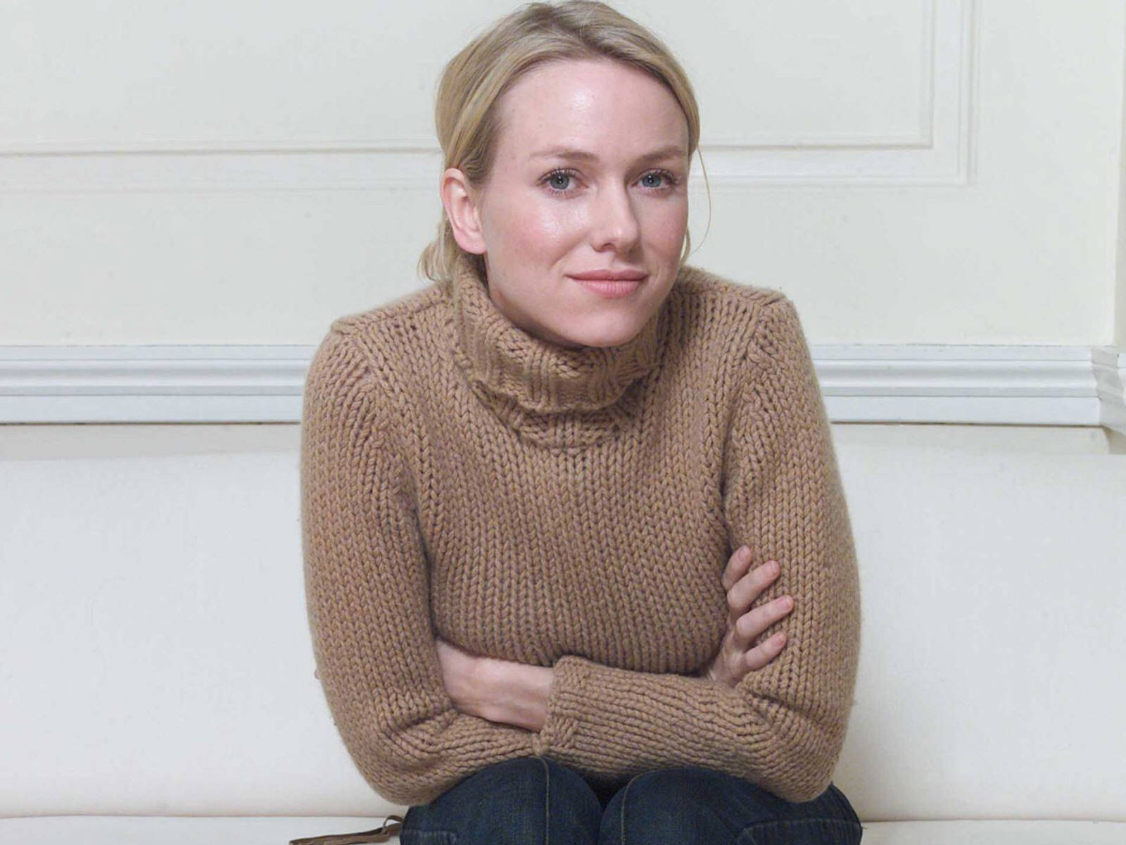 Award-winning British Actress Naomi Watts In Casual Attire