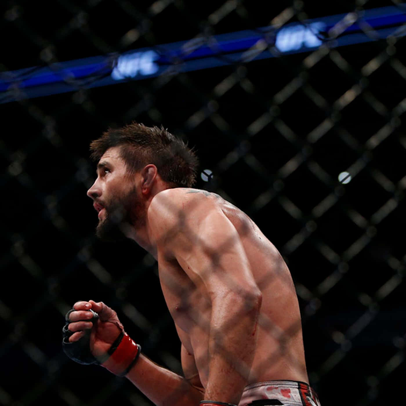 Awesome Carlos Condit Candid Shot Background