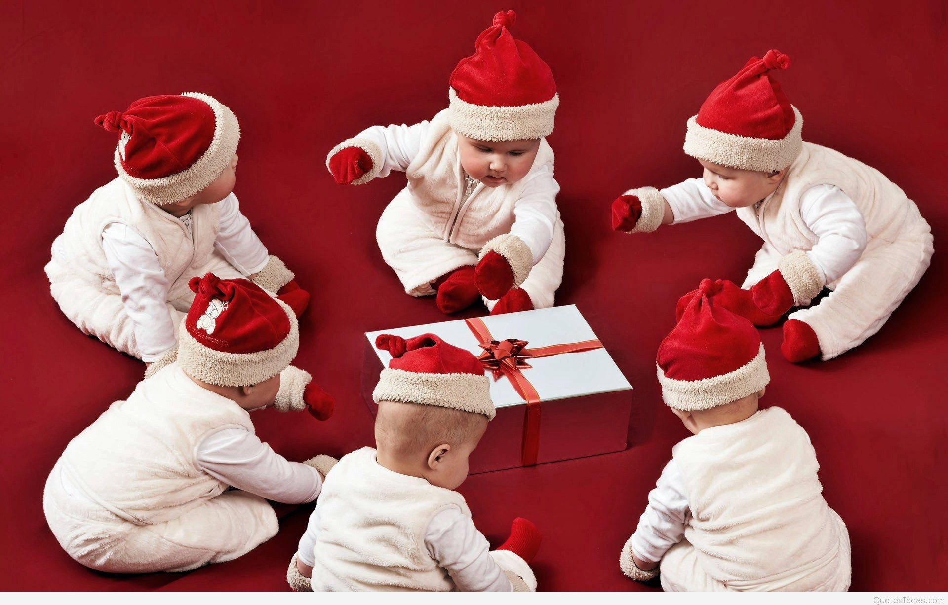 Babies In Santa Claus Hat Funny Christmas