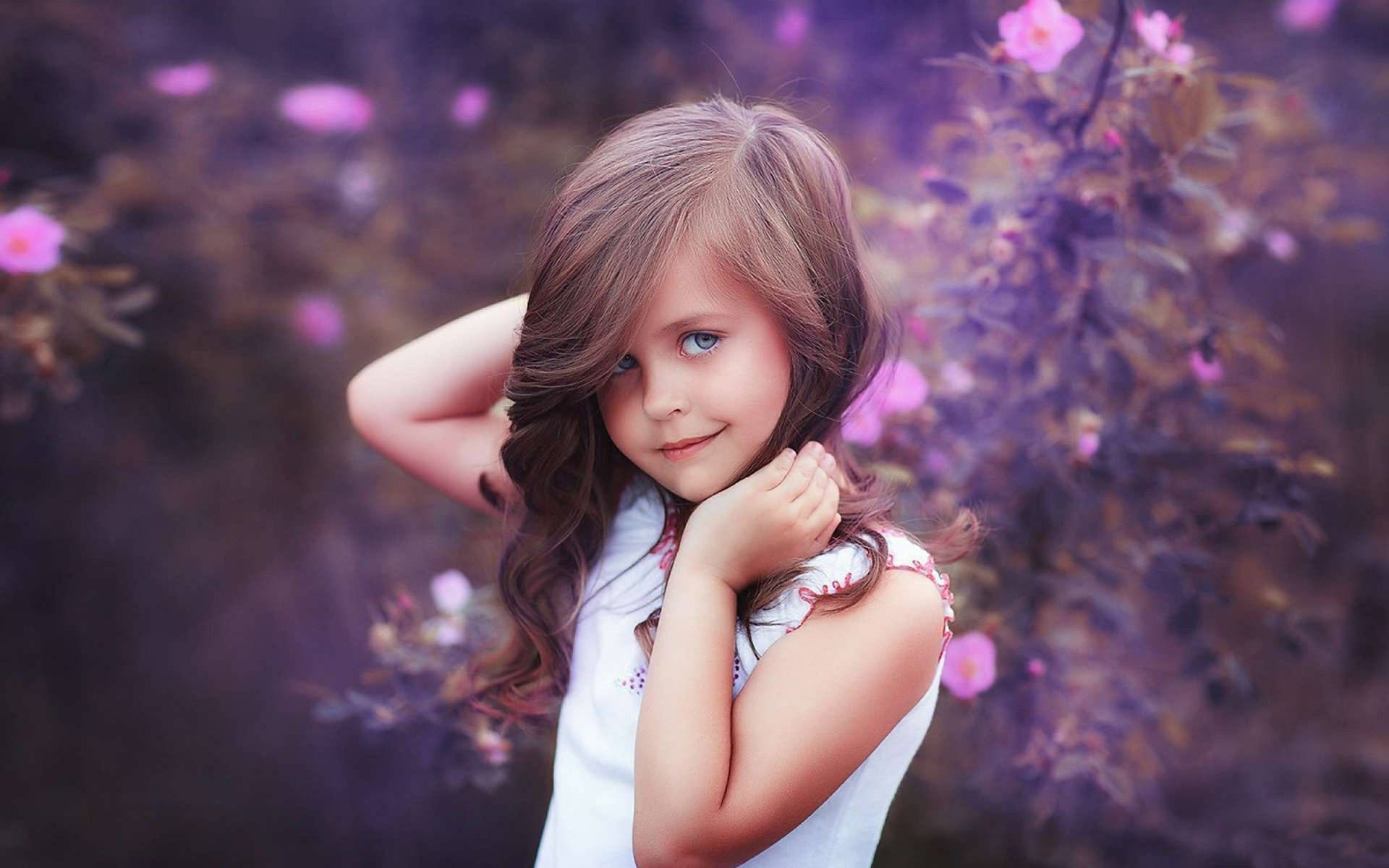 Baby Girl Flower Background Background