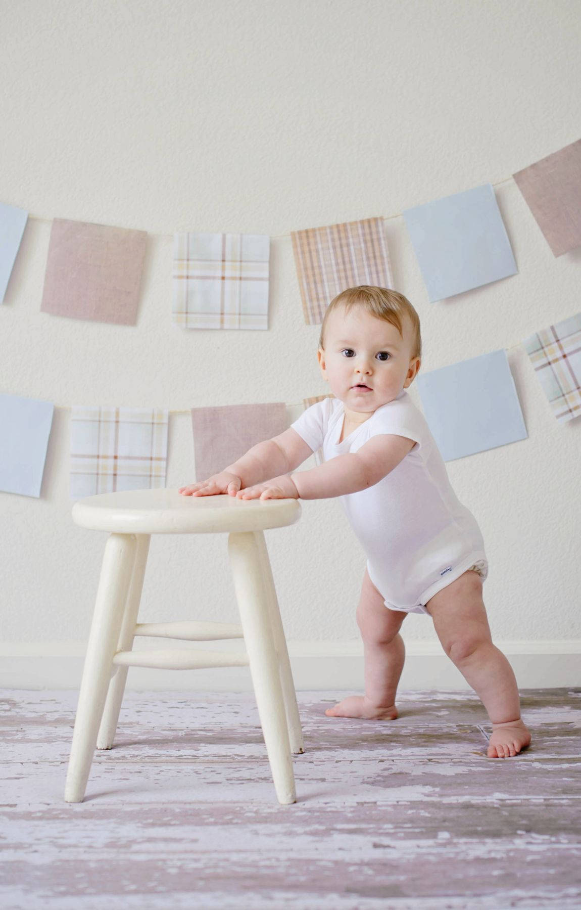 Baby Photography Posing With A Stool Background