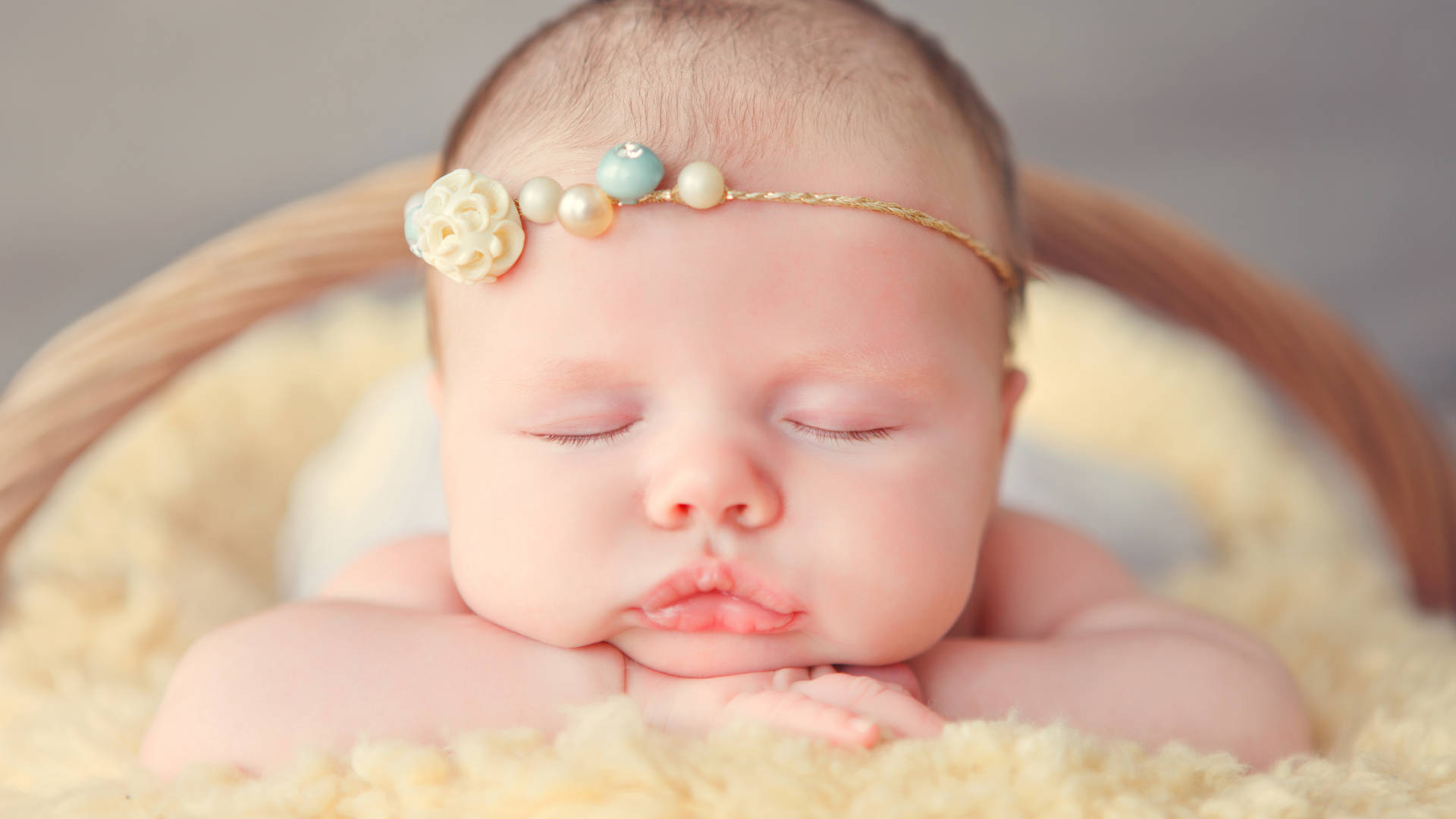 Baby Photography Sleeping Newborn With Headband Background