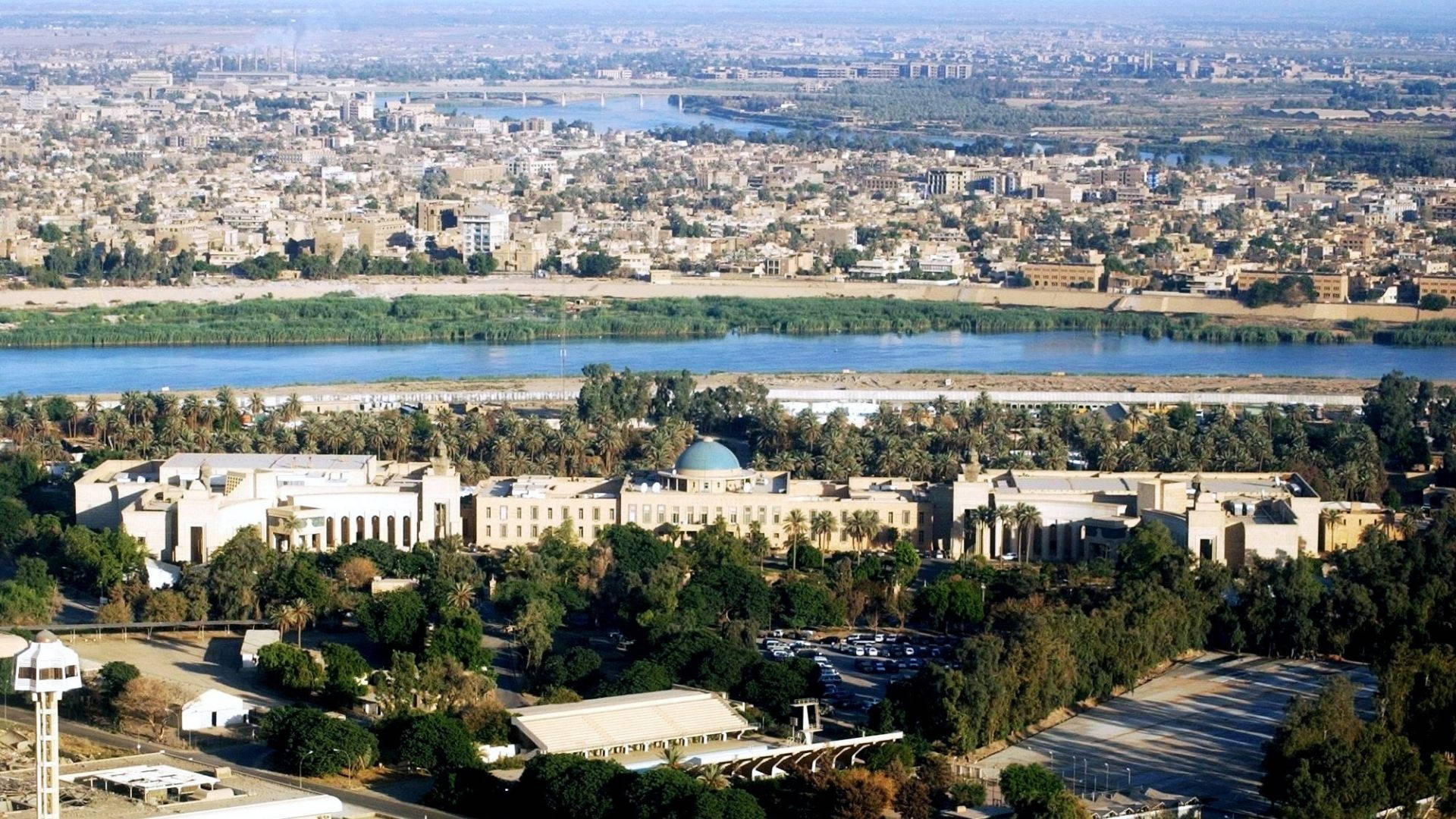 Baghdad Long River Background