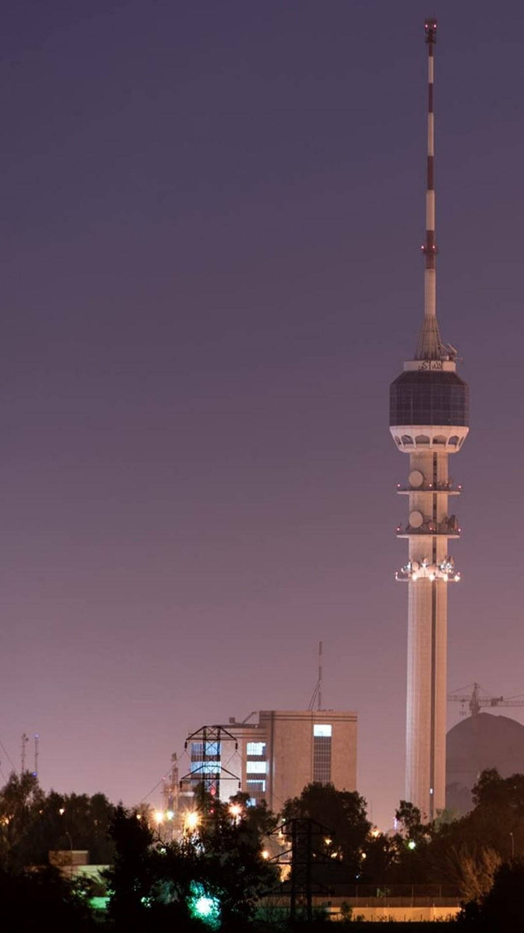 Baghdad Tower At Dawn Background