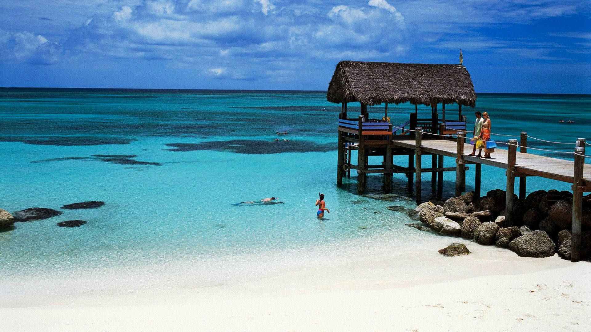 Bahamas Beautiful Peaceful Island Background