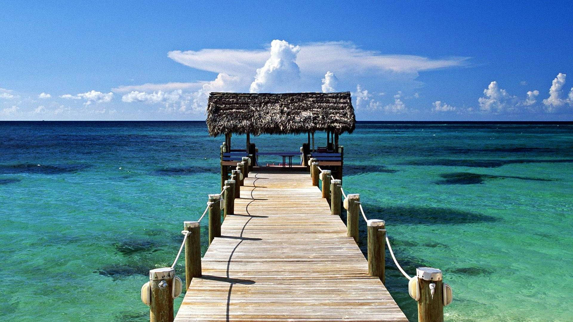 Bahamas Bridge In The Ocean Background