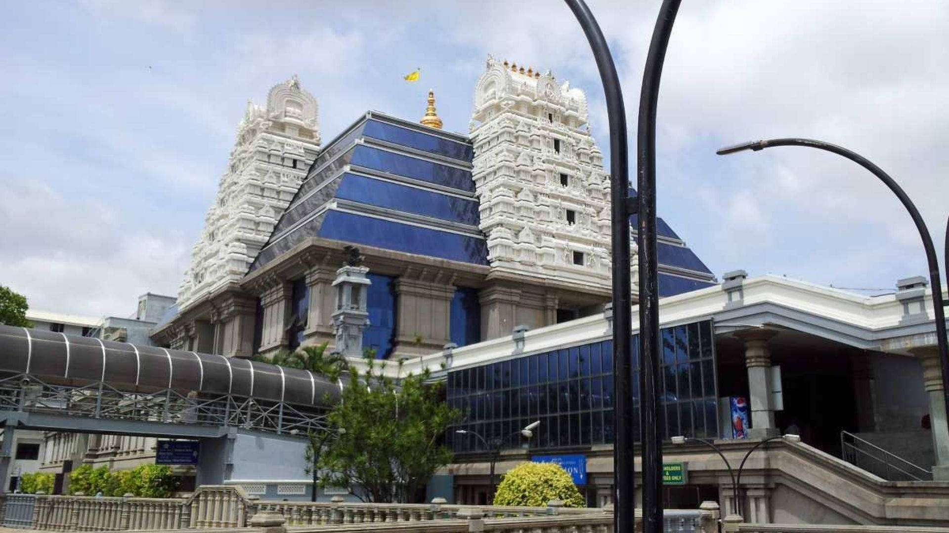 Bangalore Iskcon Temple Background