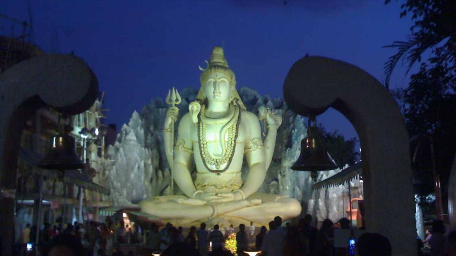 Bangalore Shiva Temple Background