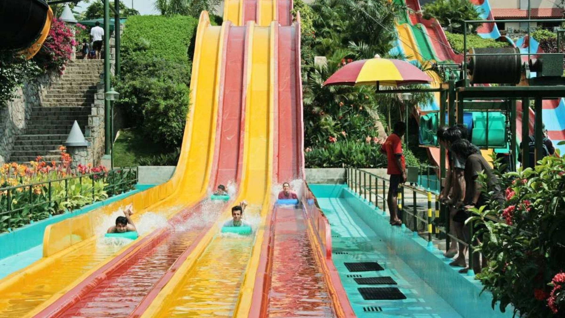 Bangalore Wonderla Amusement Park Water Activity Background
