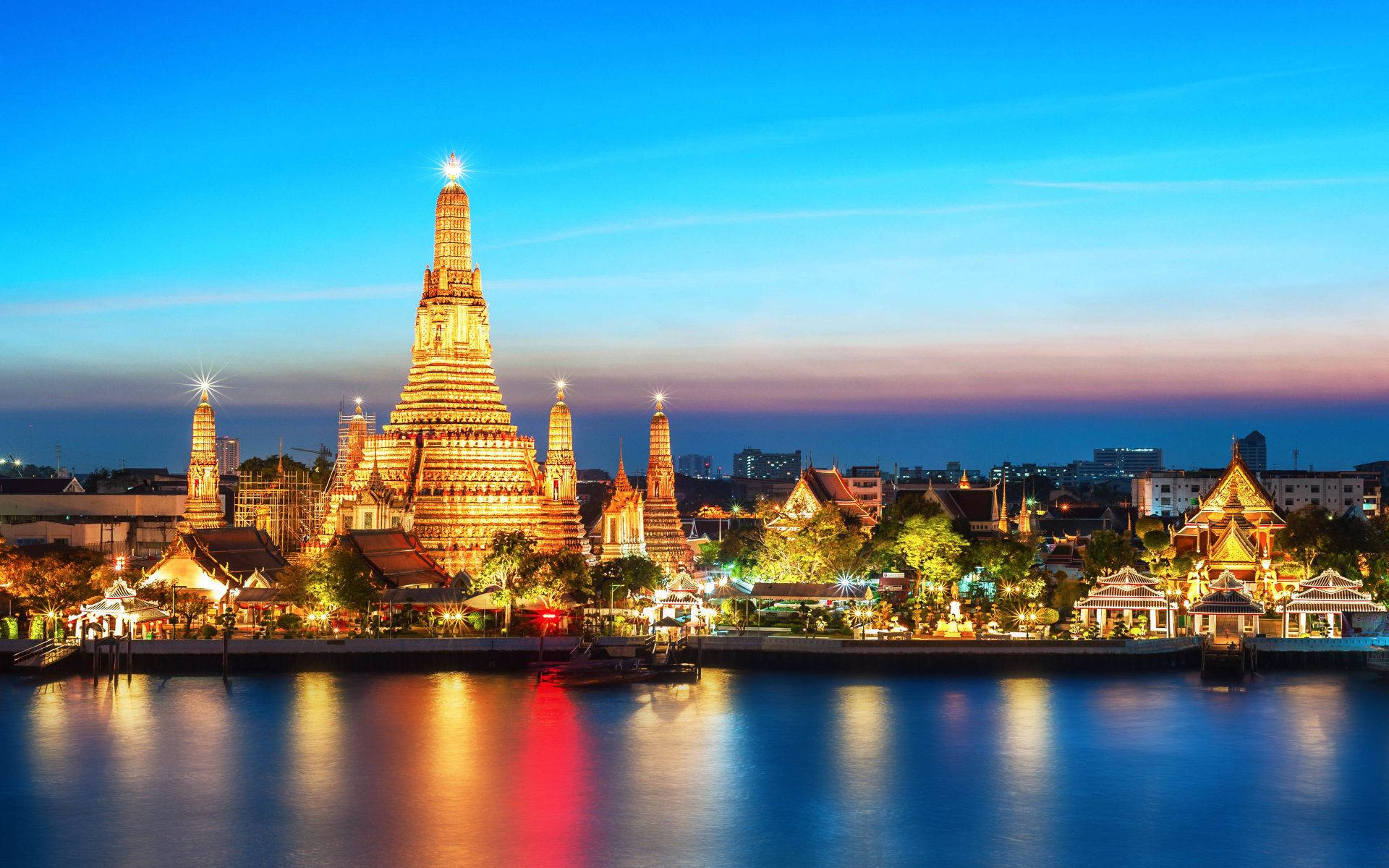 Bangkok's Wat Arun Glowing Lights Background